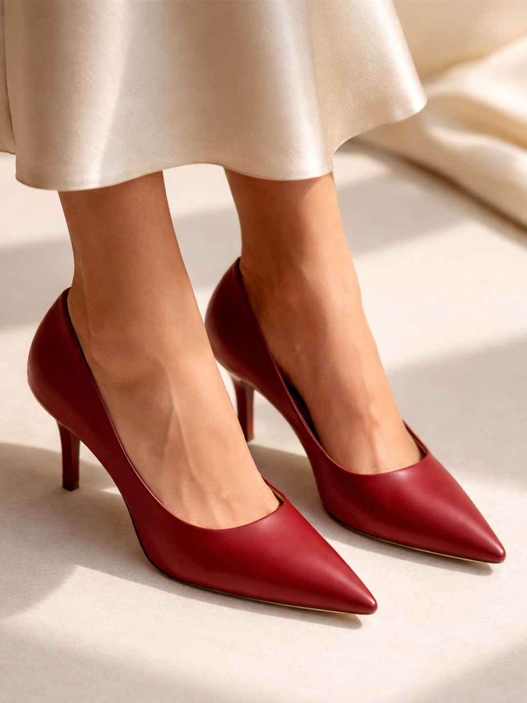 SCENTRA Spain Party Slim Heeled Pumps