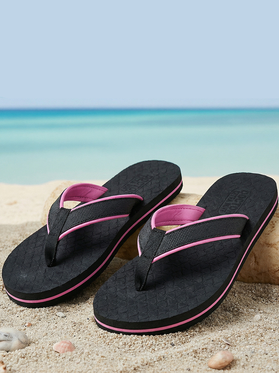 DOCTOR EXTRA SOFT Women Textured Bounce Back Technology Non-Slip Thong Flip-Flops