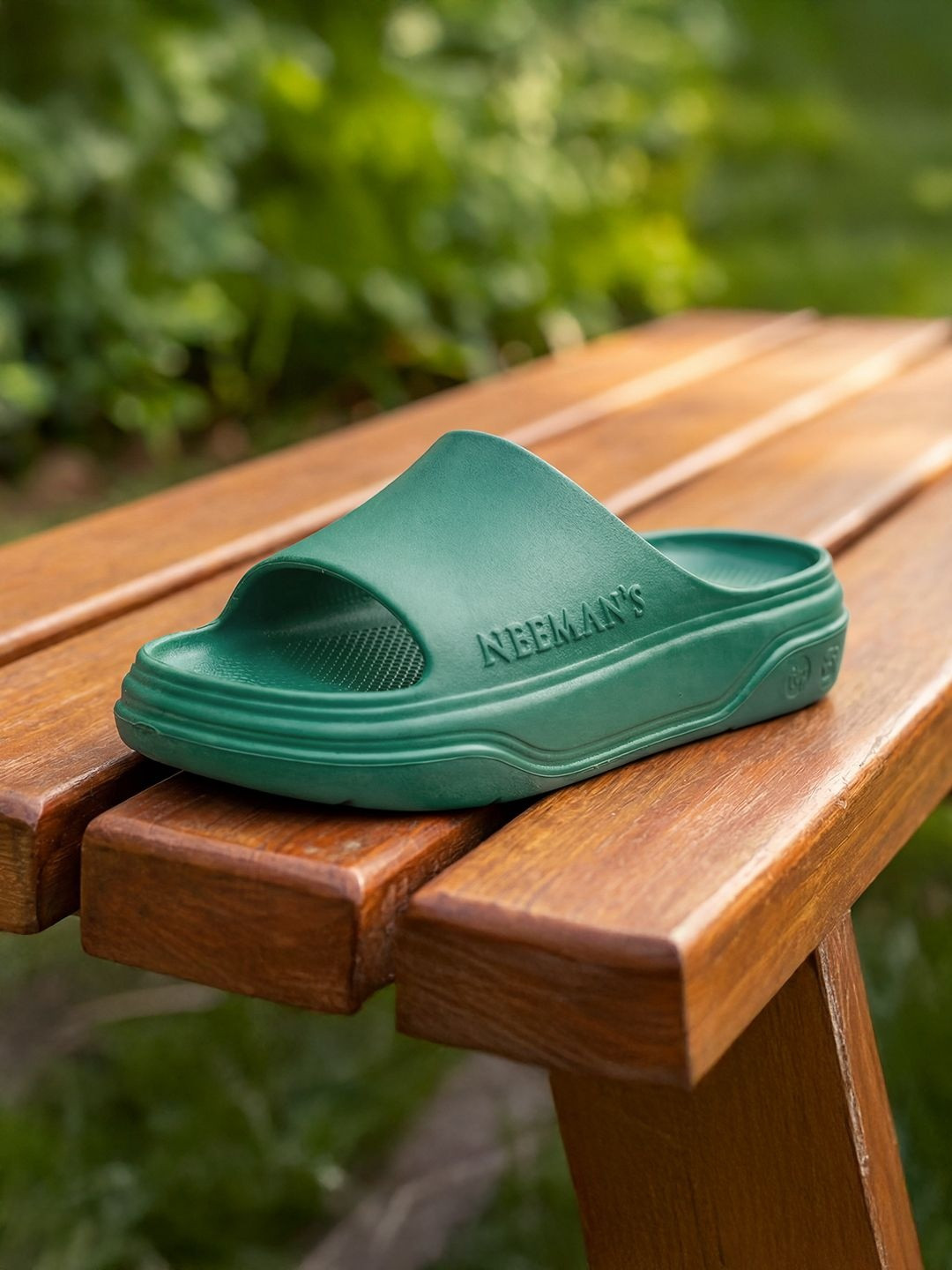 NEEMANS Unisex Sliders