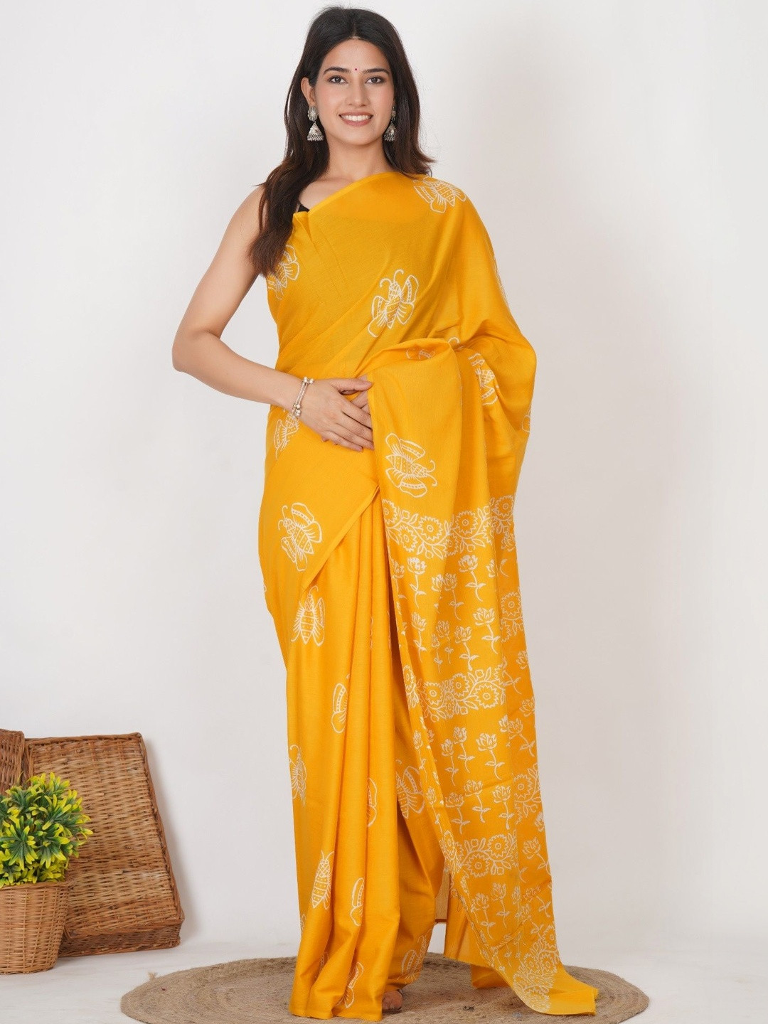 Shivya Floral Pure Cotton Bagru Saree