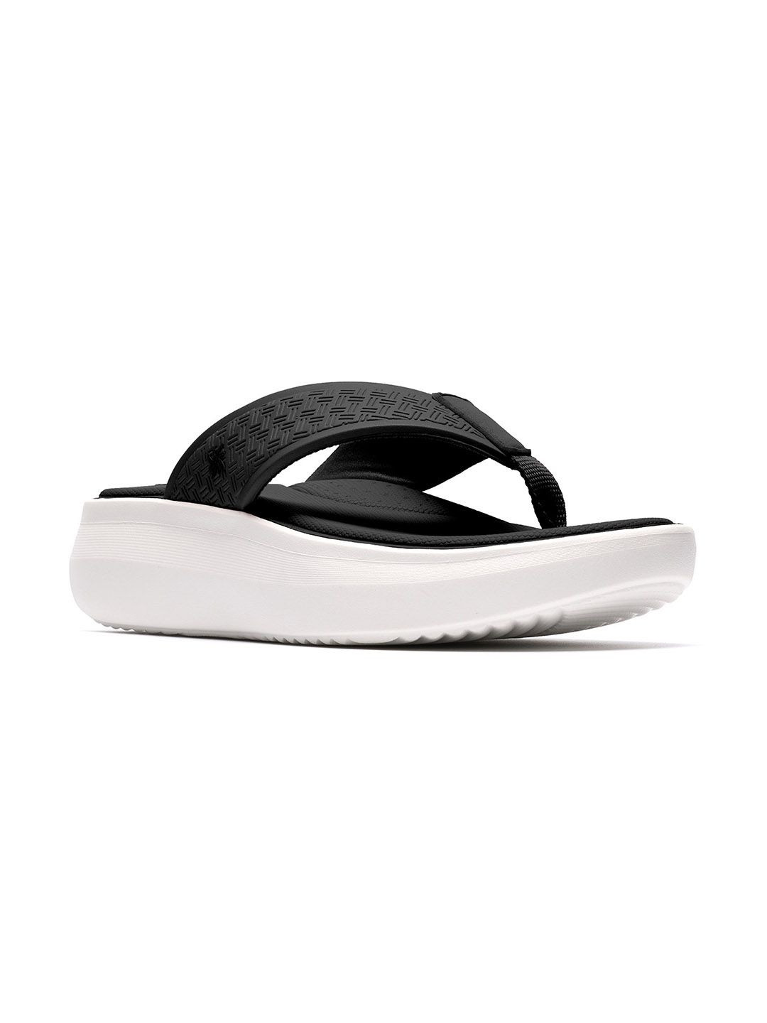 Clarks Textured Flatform Sandals