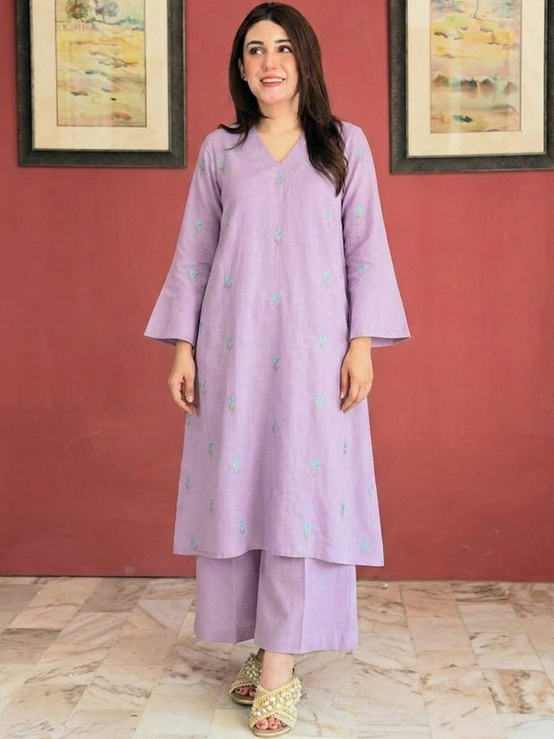 Anouk Rustic Women Ethnic Motifs Embroidered Regular Thread Work Kurta with Trousers