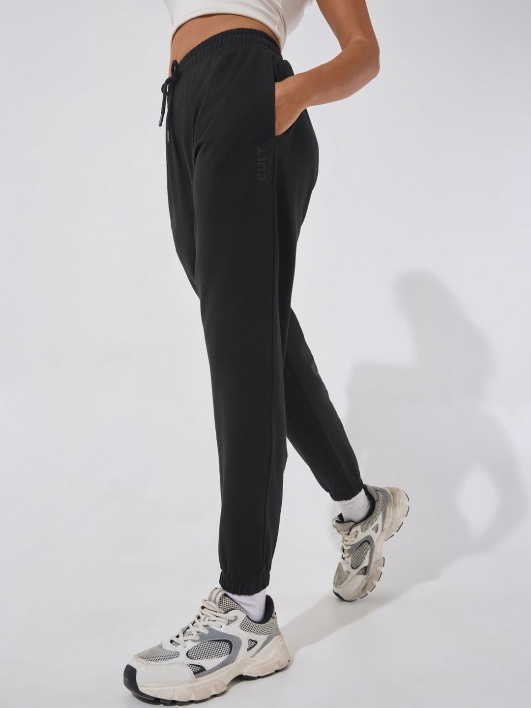 CULT Women's Black Soft Form Classic Joggers