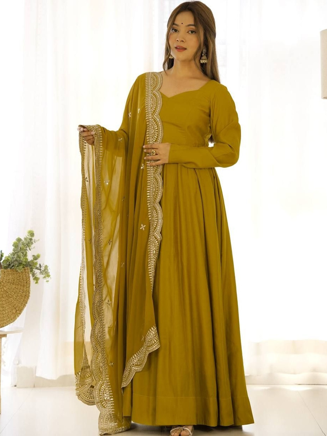 GULDORI Women Empire Sequinned Kurta with Trousers & With Dupatta