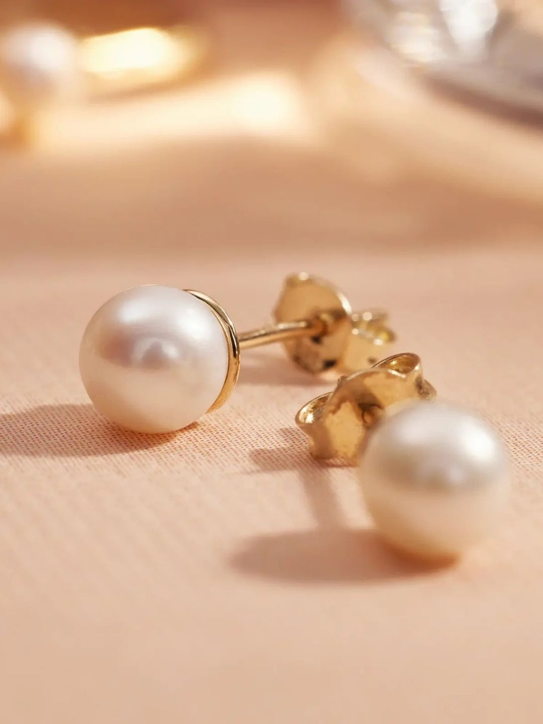 RaasRani Women Rose Gold-Plated Off White Pearl Spherical Stud Earrings