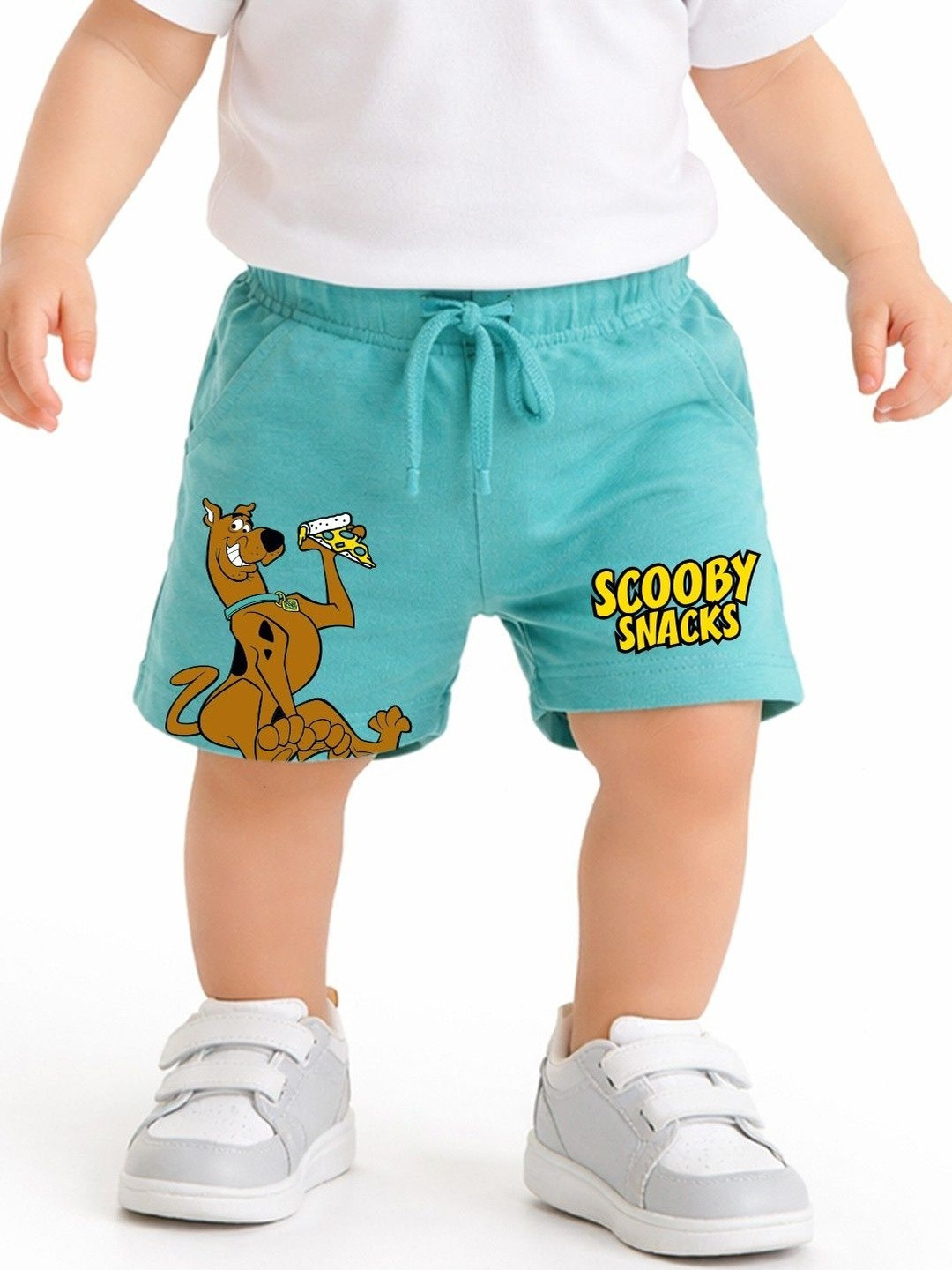 YK X Wildwoods Boys Printed Scooby-Doo Low-Rise Shorts