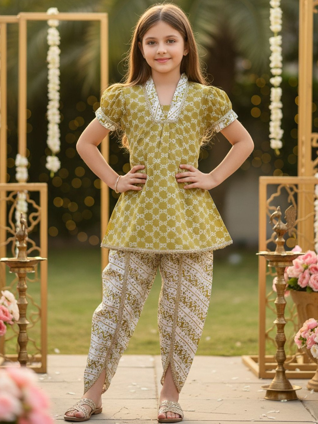 Cutiekins Girls Ethnic Motifs Printed Regular Pure Cotton Kurti with Dhoti Pants