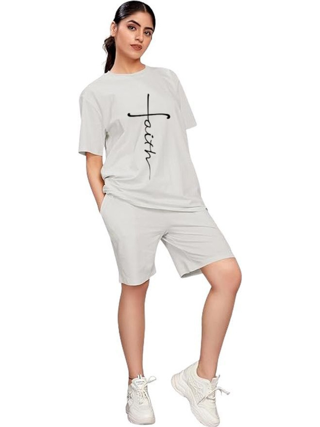 FARICON Women Printed T-shirt with Shorts