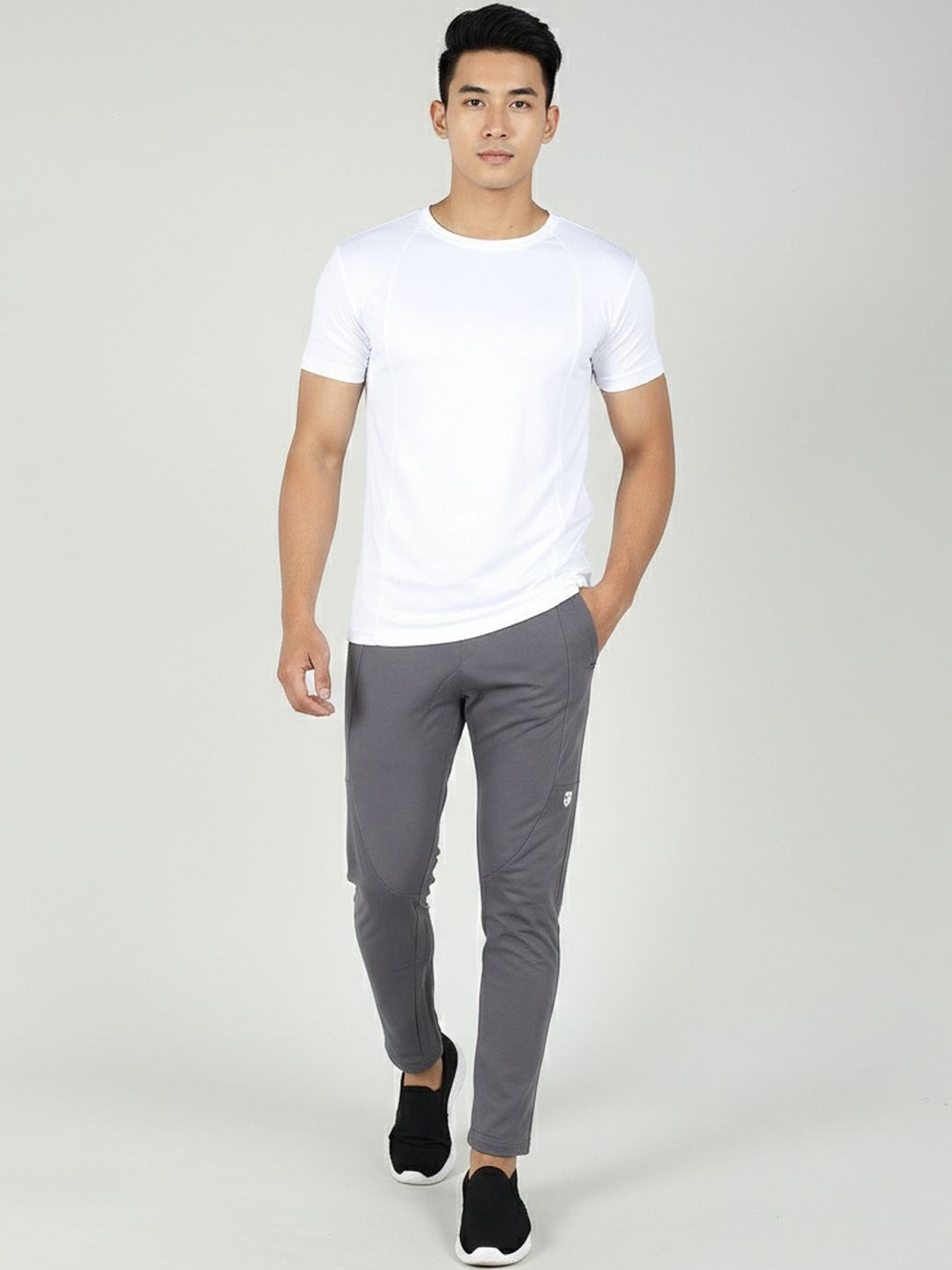 Here&Now X Game Begins Men Regular Fit Brand Logo Rapid-Dry Training Joggers