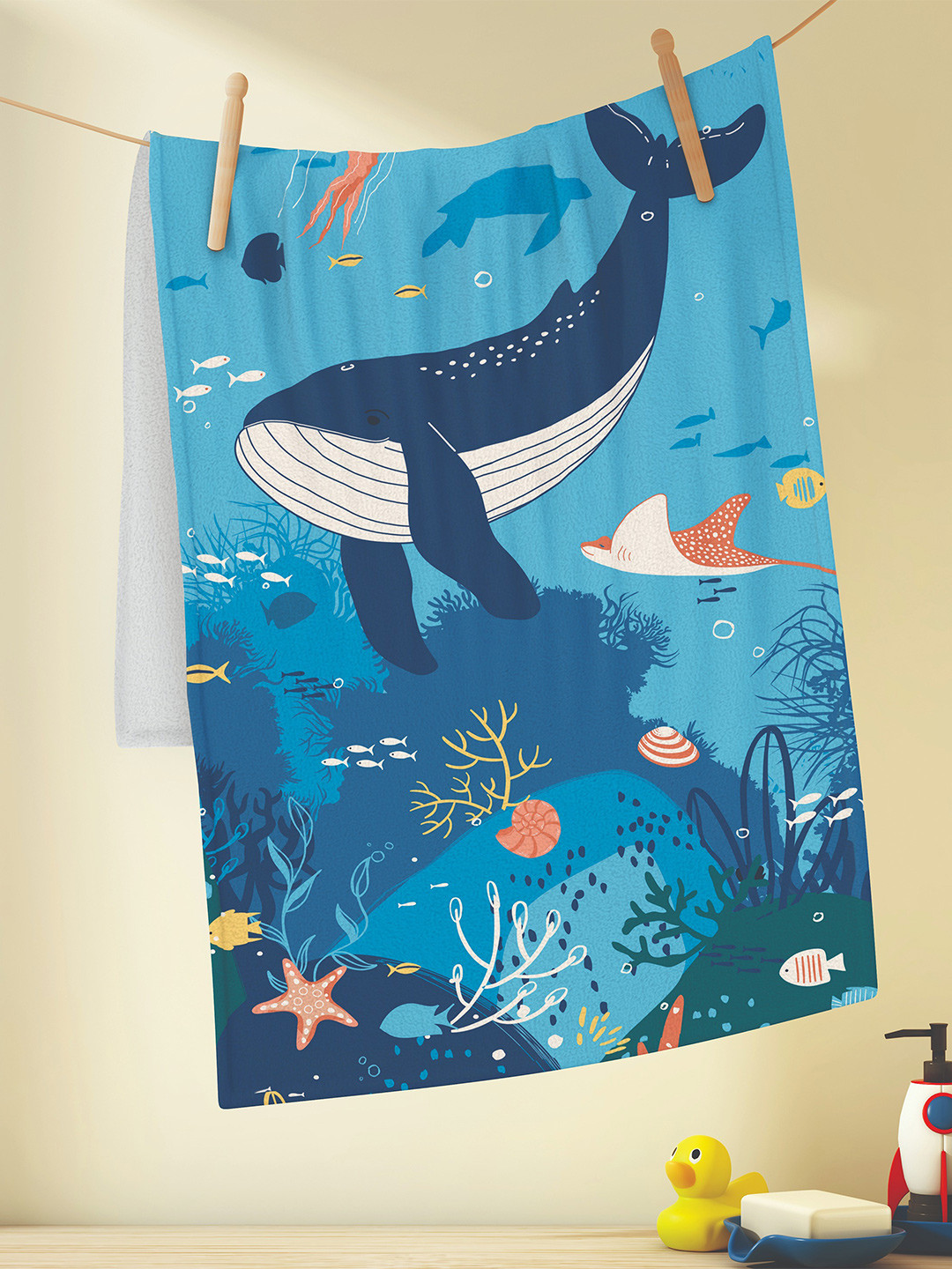 Himeya Kids Sea Green Printed 350 GSM Cotton Bath Towel