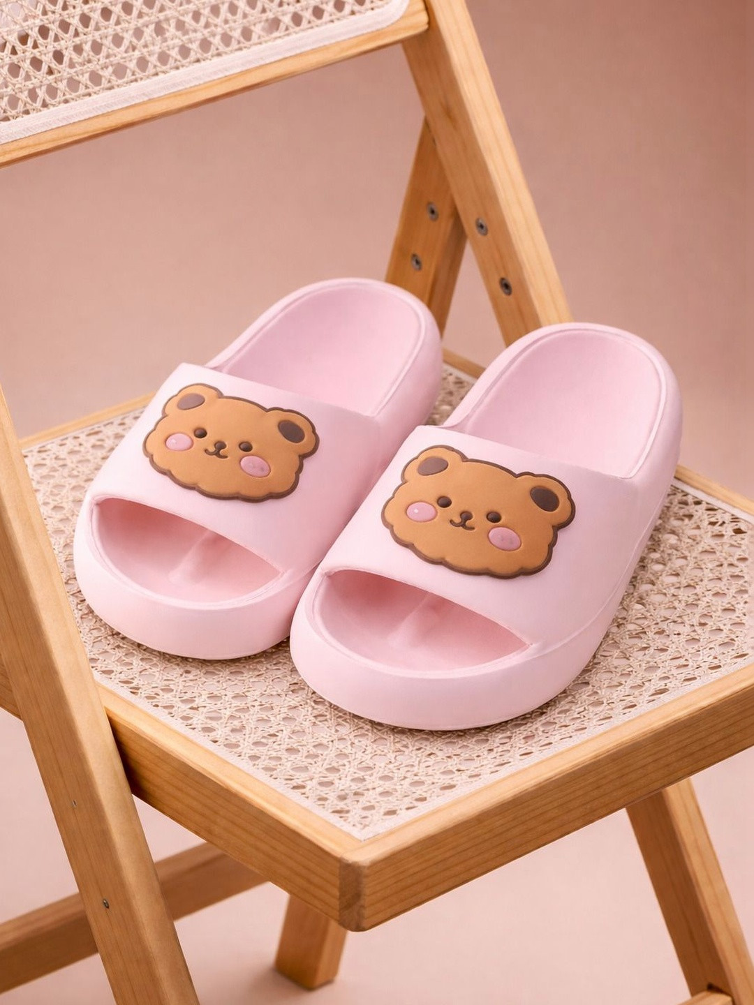 WOLVESDEN Women Comfort Sandals