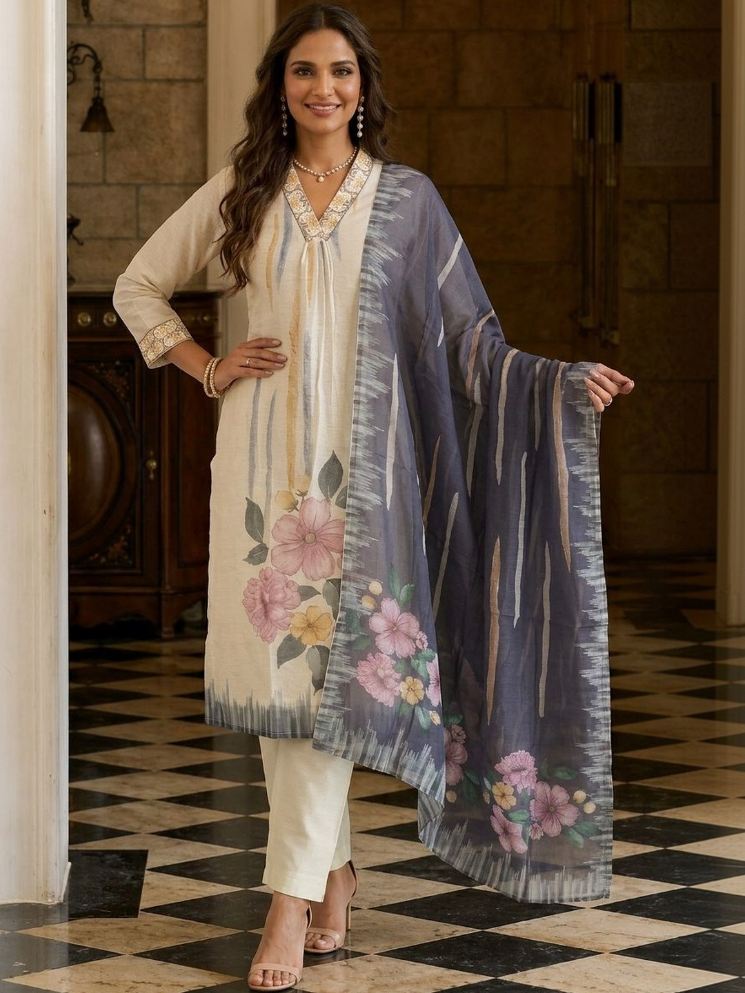 AANVI Women Floral Printed Regular Chanderi Silk Kurta with Trousers & With Dupatta