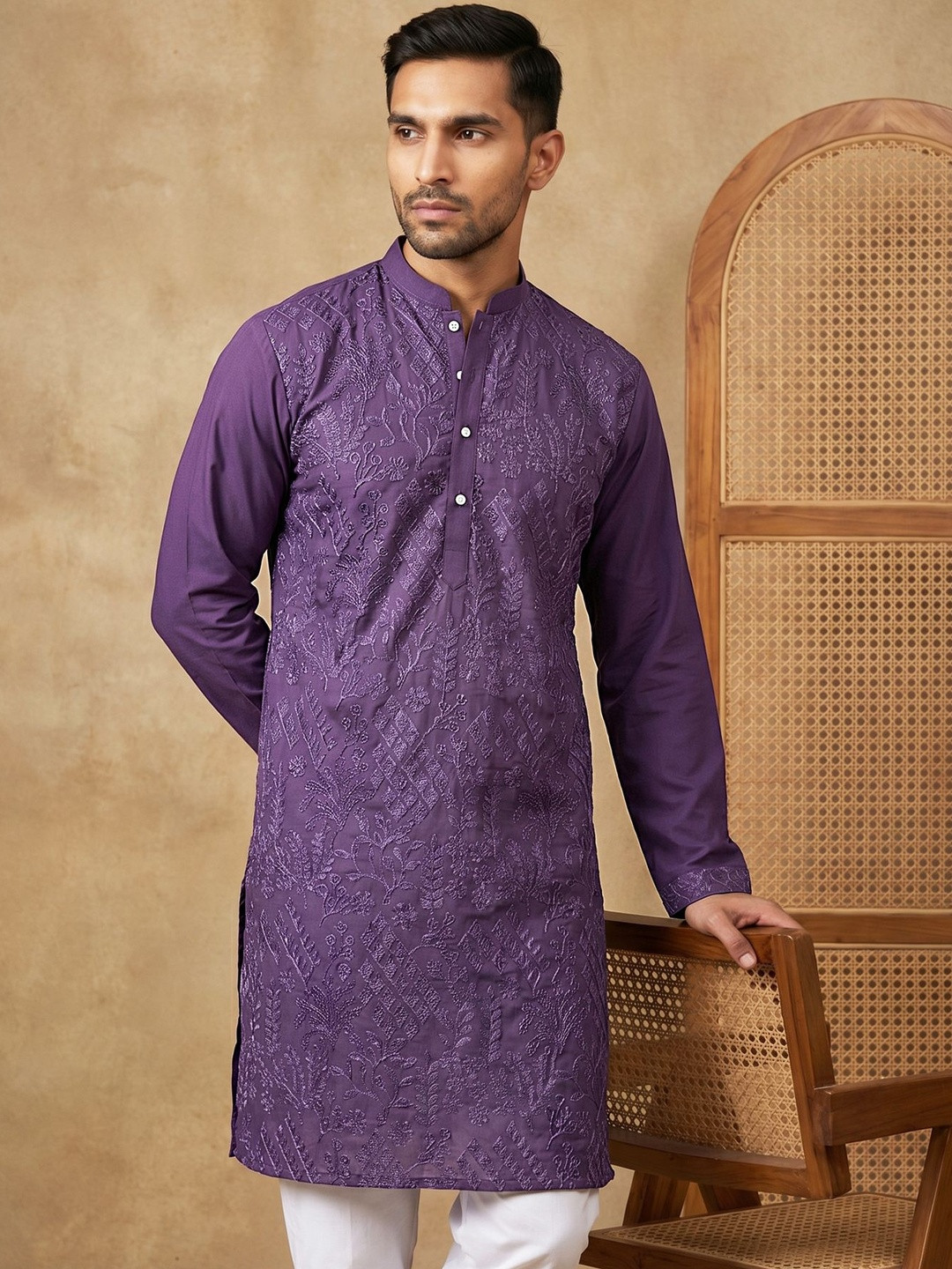 House of Pataudi Embroidered Mandarin Collar Knee Length Straight Kurtas