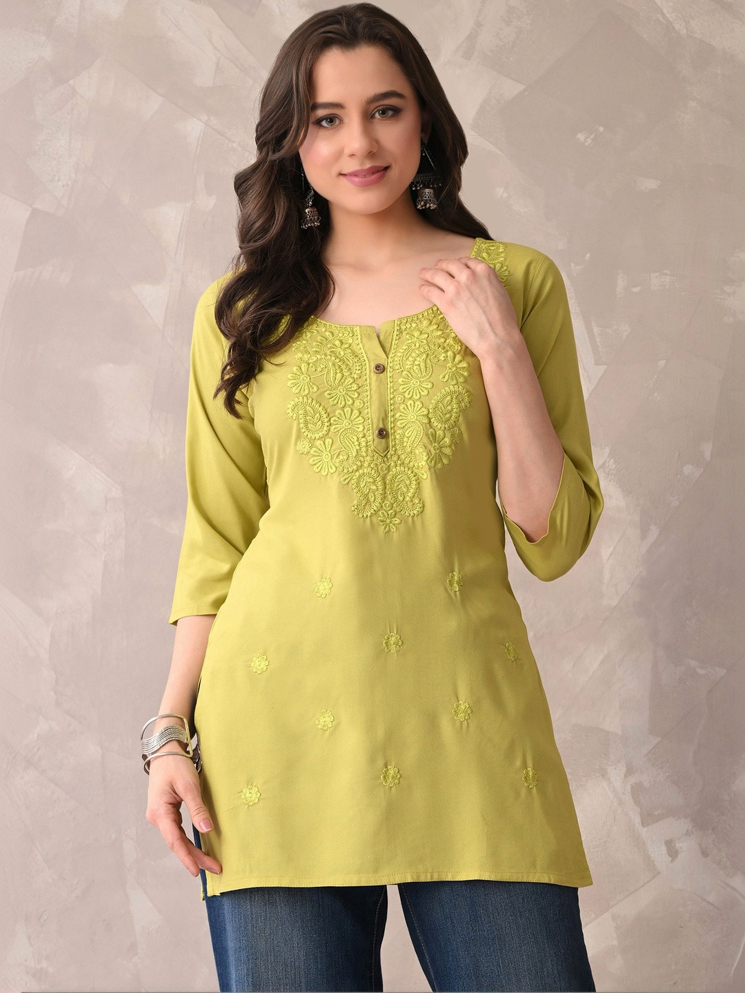 ROSHNI Women Floral Embroidered Round Neck Thread Work Cotton Regular Kurti