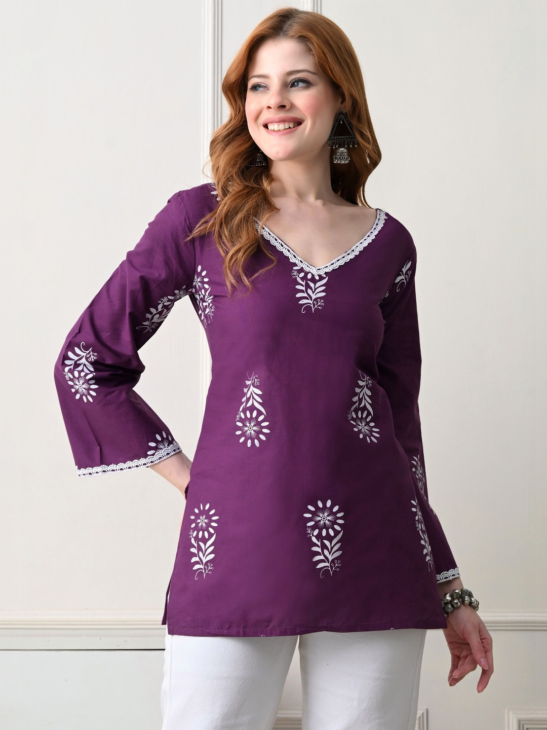 Koito Floral Embroidered V-Neck Chikankari Pure Cotton Chikankari Kurti