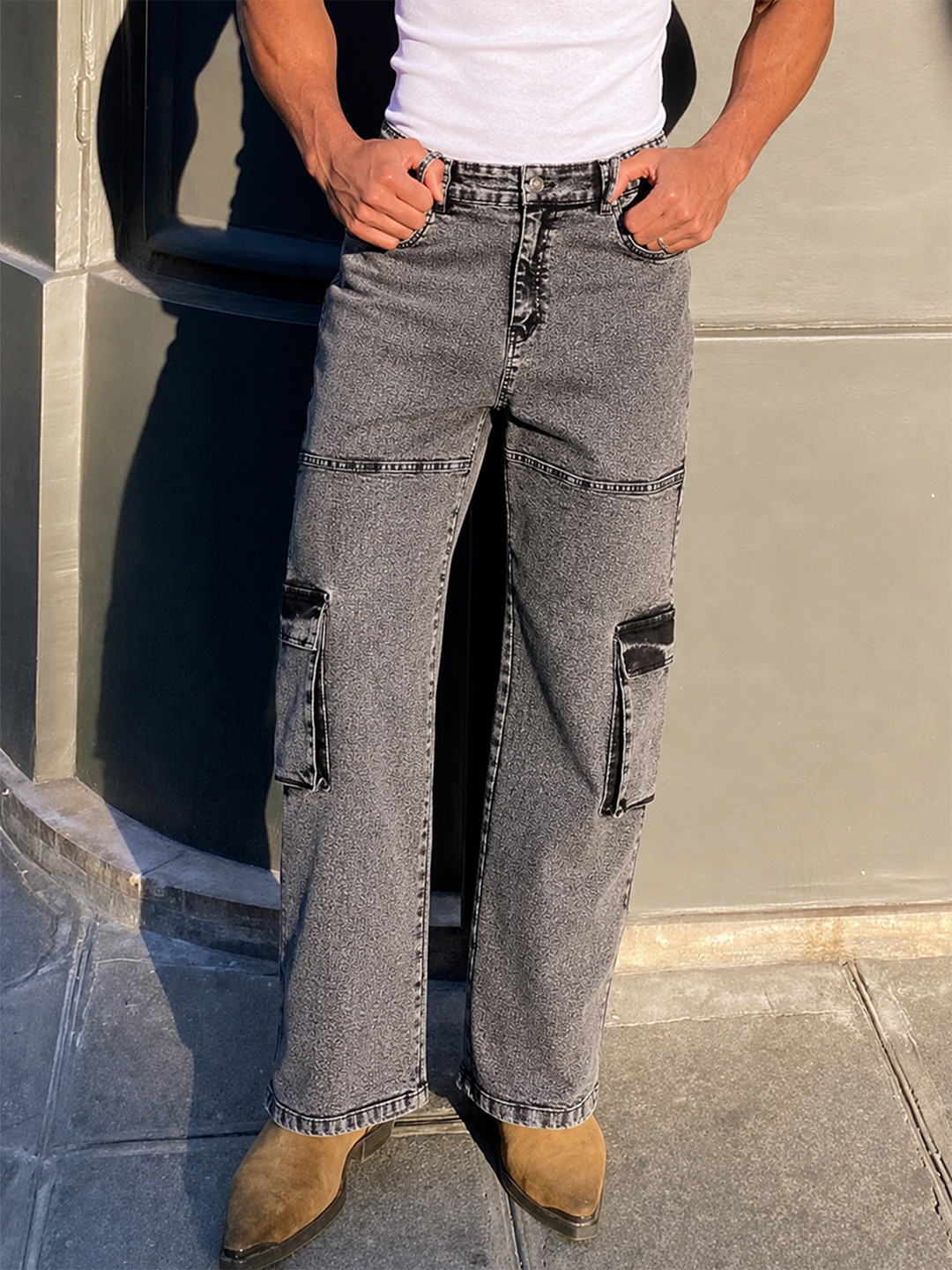MASCLN SASSAFRAS Men Relaxed Fit Acid Wash Pure Cotton Cargo Denim