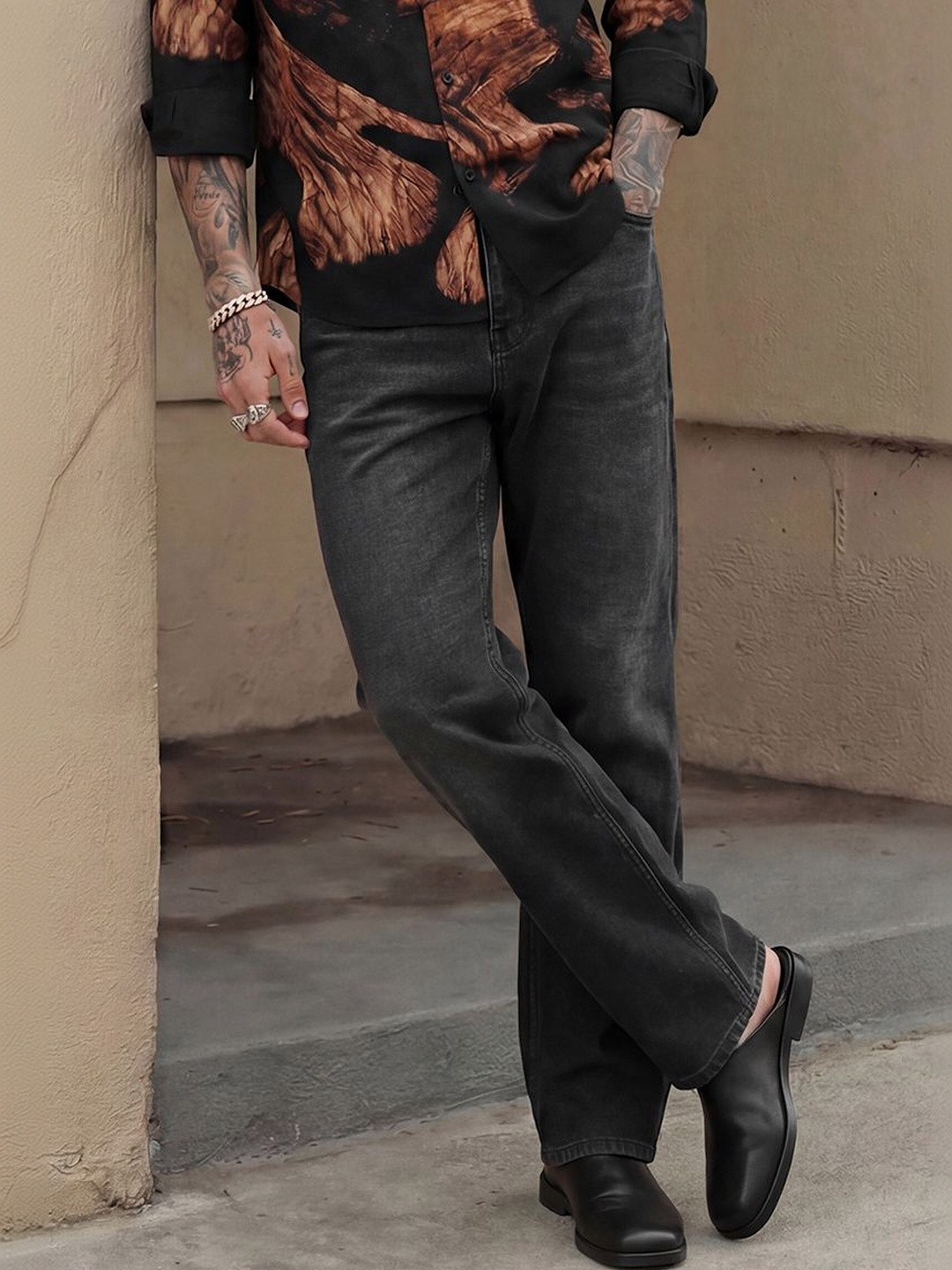 Snitch Dark Blue Mid-Rise Straight Fit Jeans