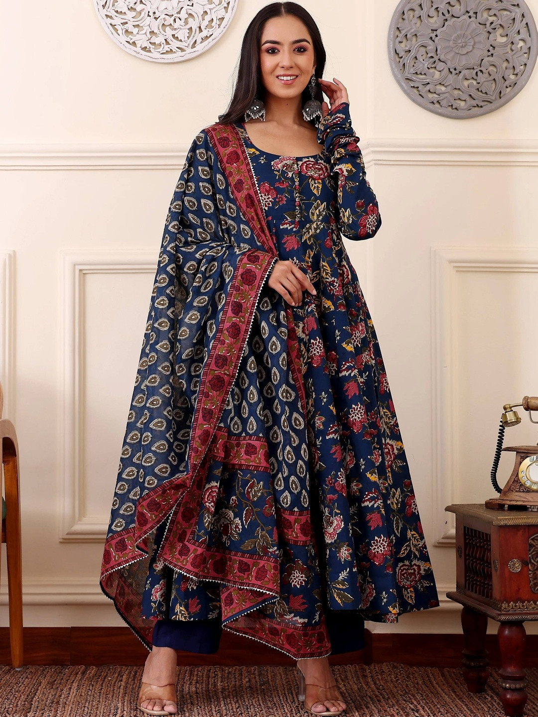 KALINI Women Floral Printed Kurta with Trousers & With Dupatta