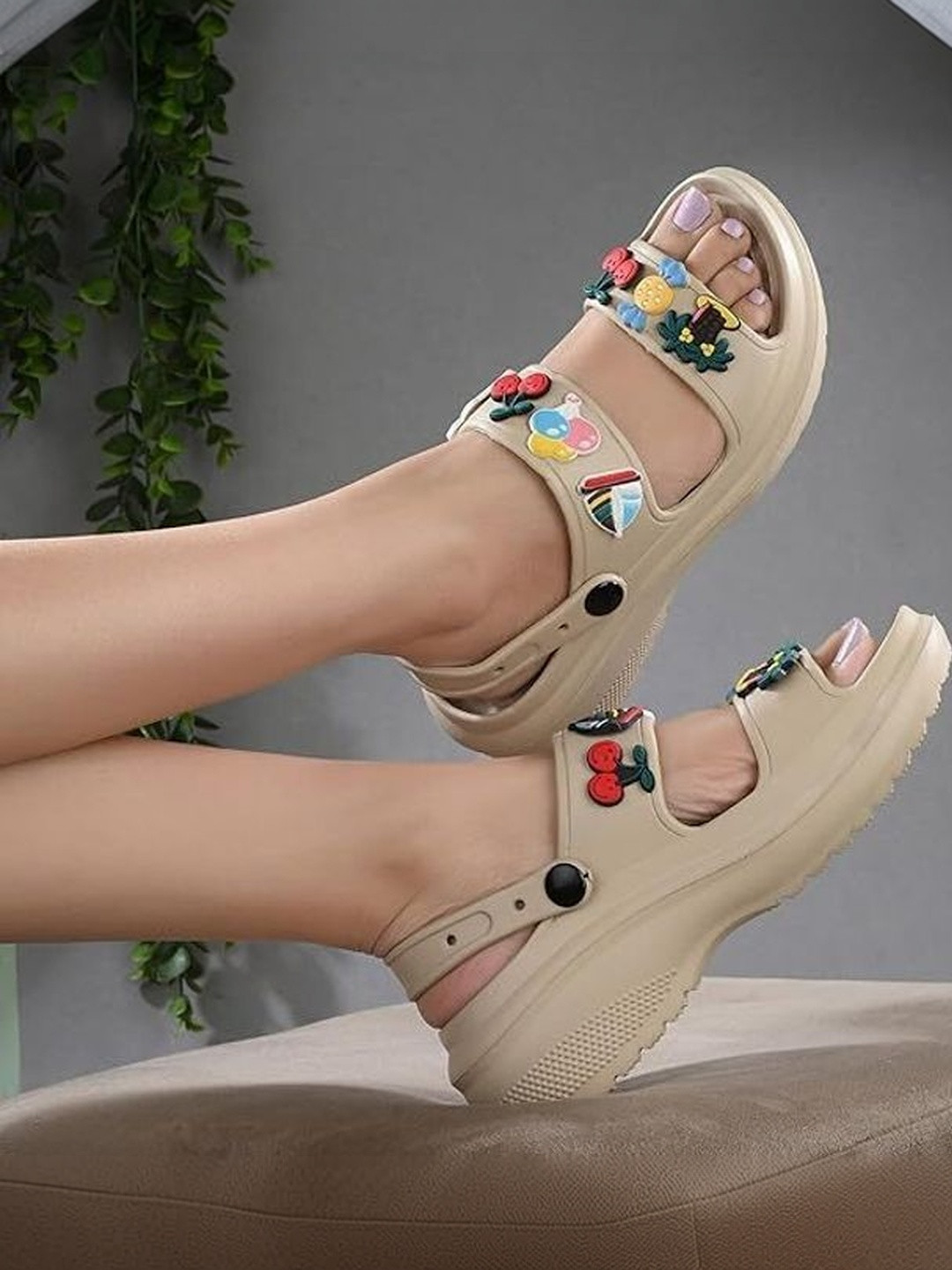 CROSSKIX Women Embellished Clogs
