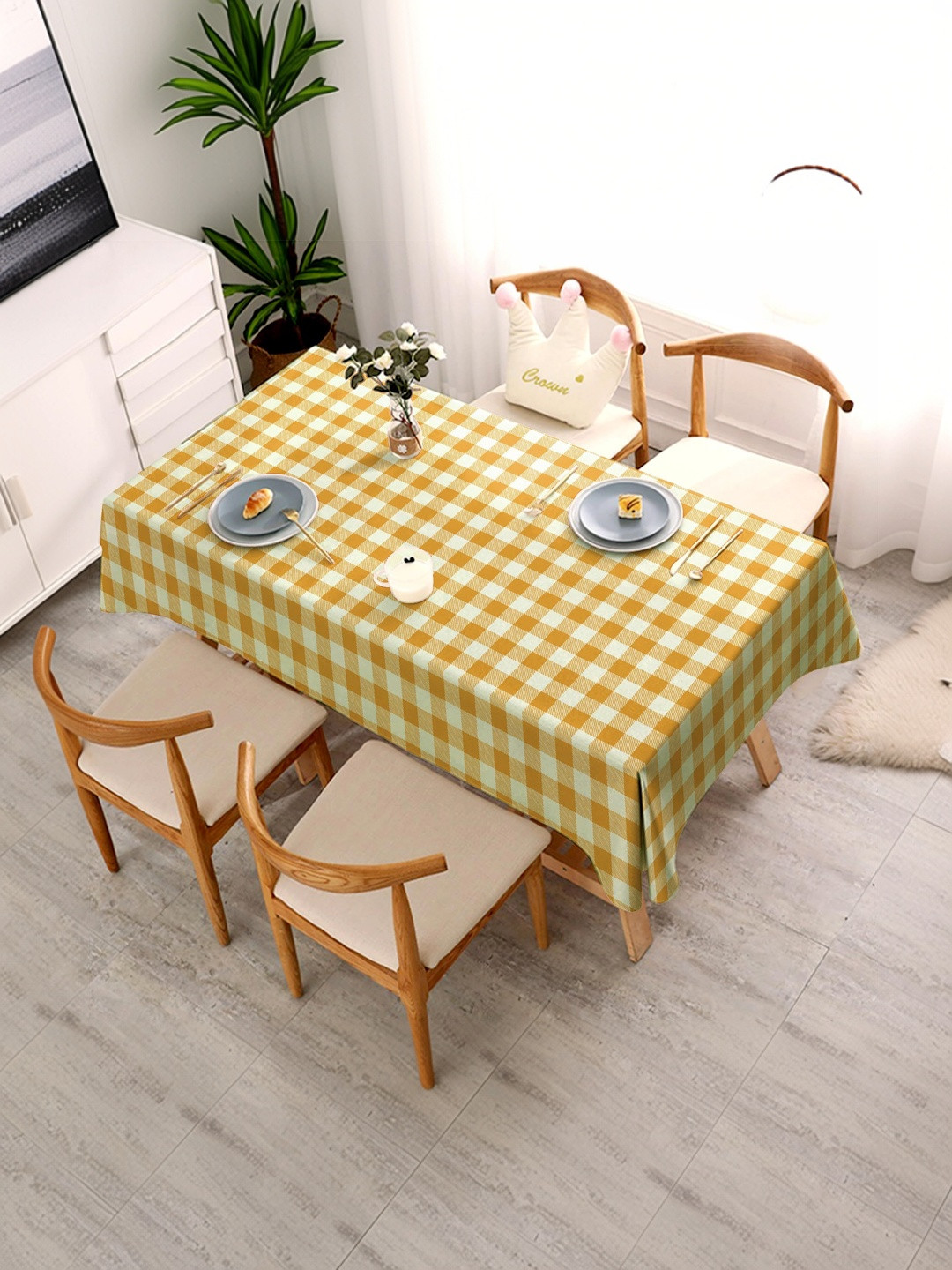 SIMPLYCURTAINS Yellow Geometric Printed Anti-Slip 6-Seater Table Cover