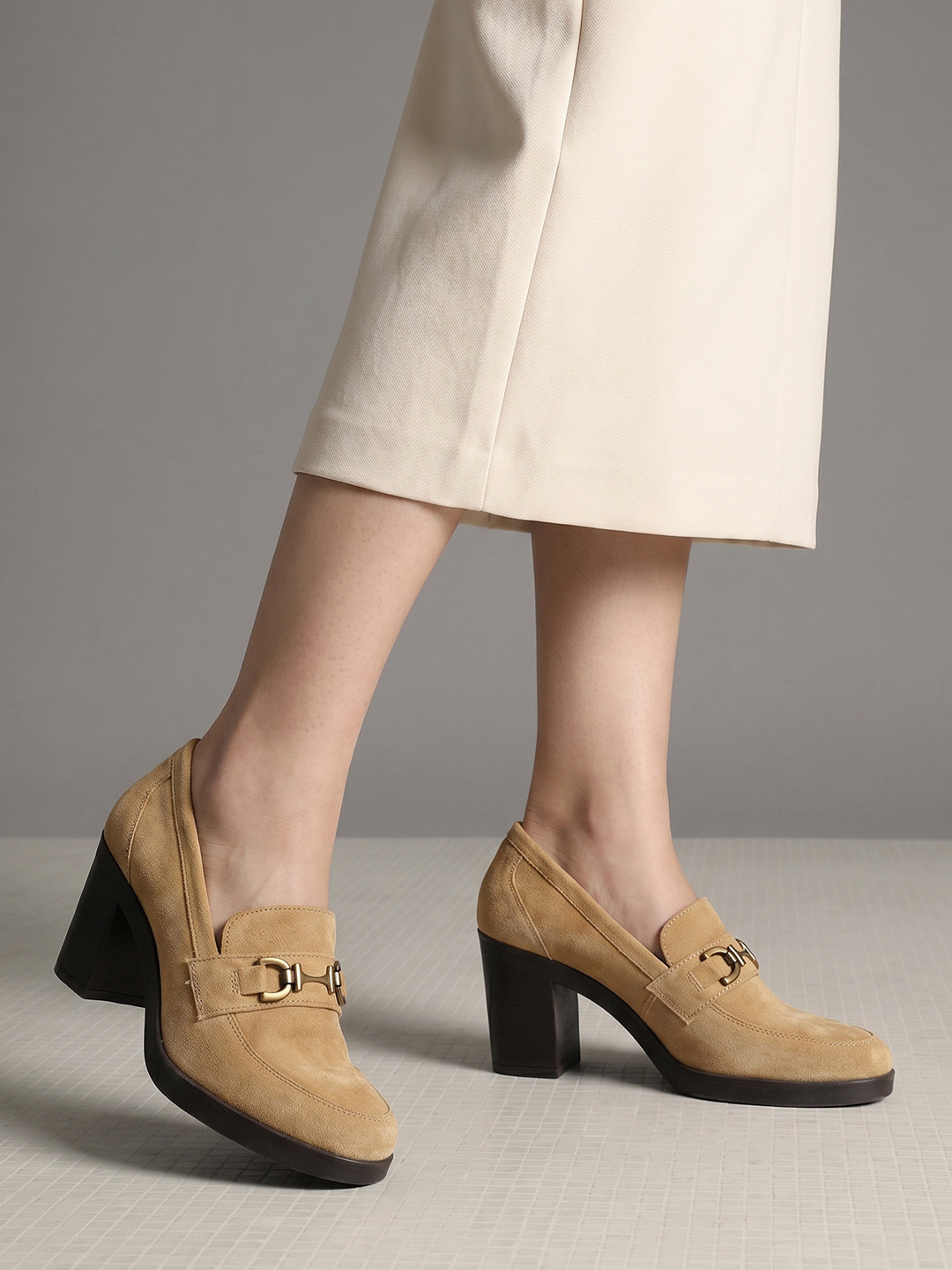 Kenneth Cole Women Leather Block Heel Pumps