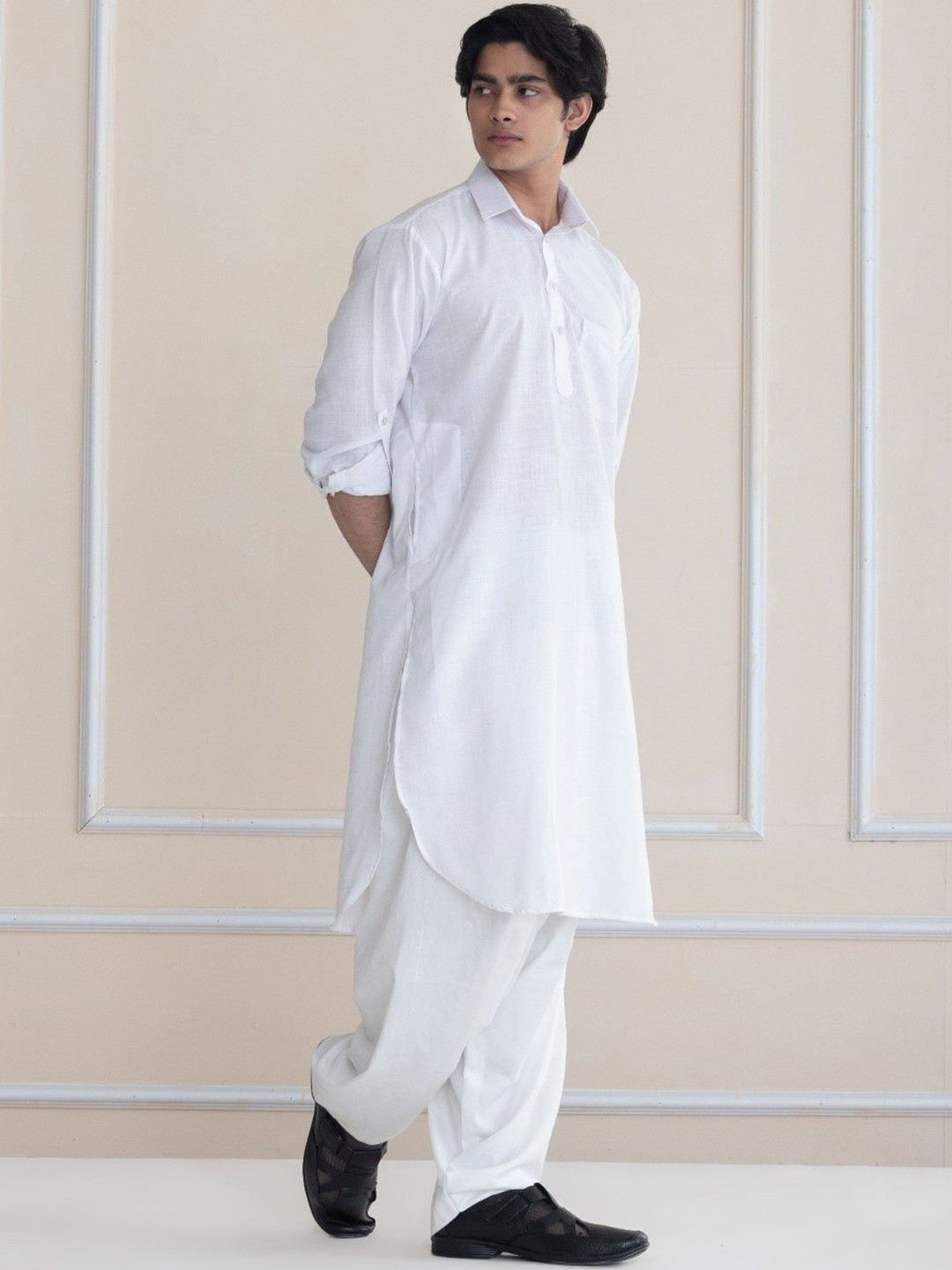 SHROBH Men Regular Kurta with Patiala