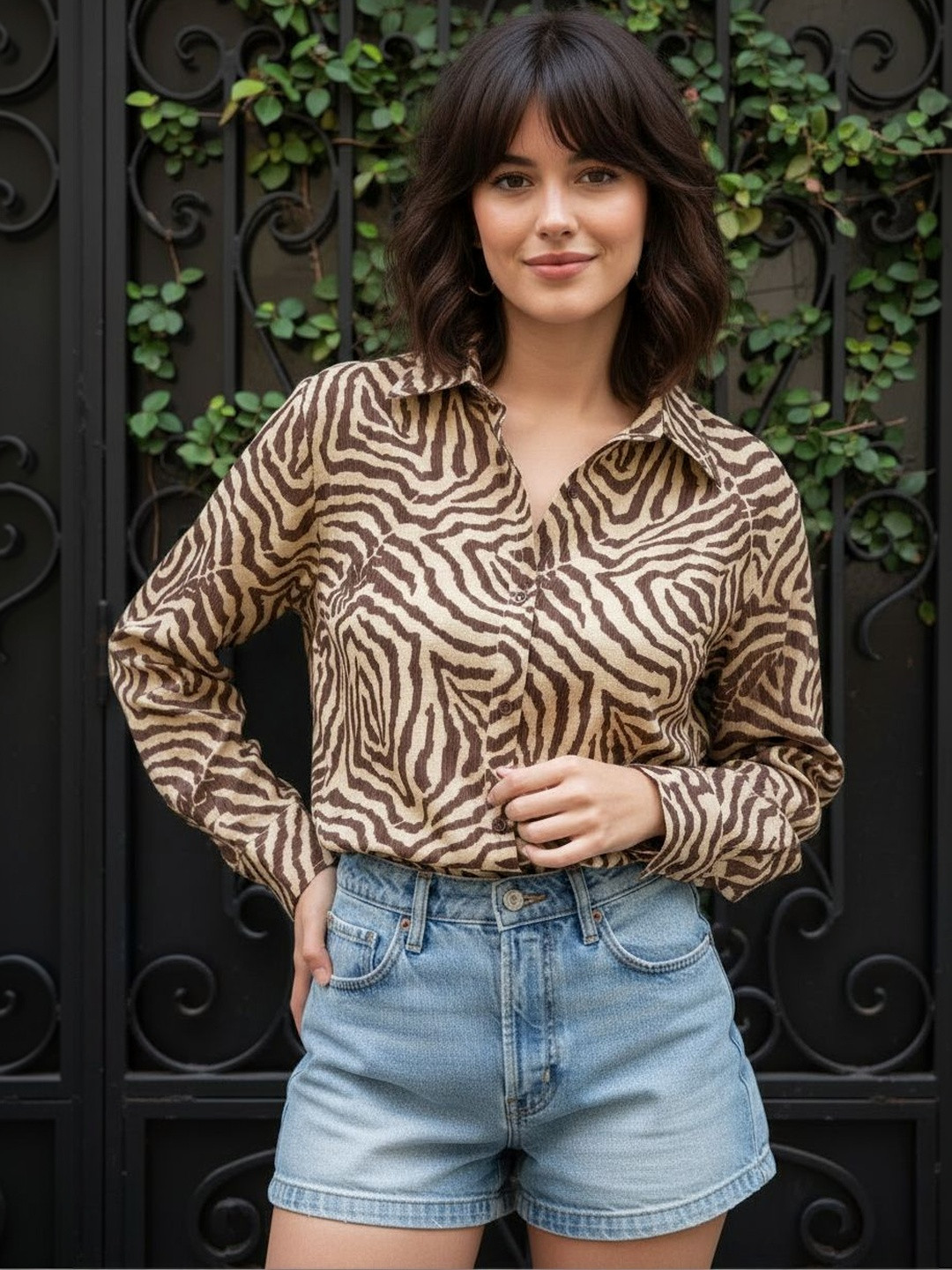 The Roadster Lifestyle Co Printed Spread Collar Shirts