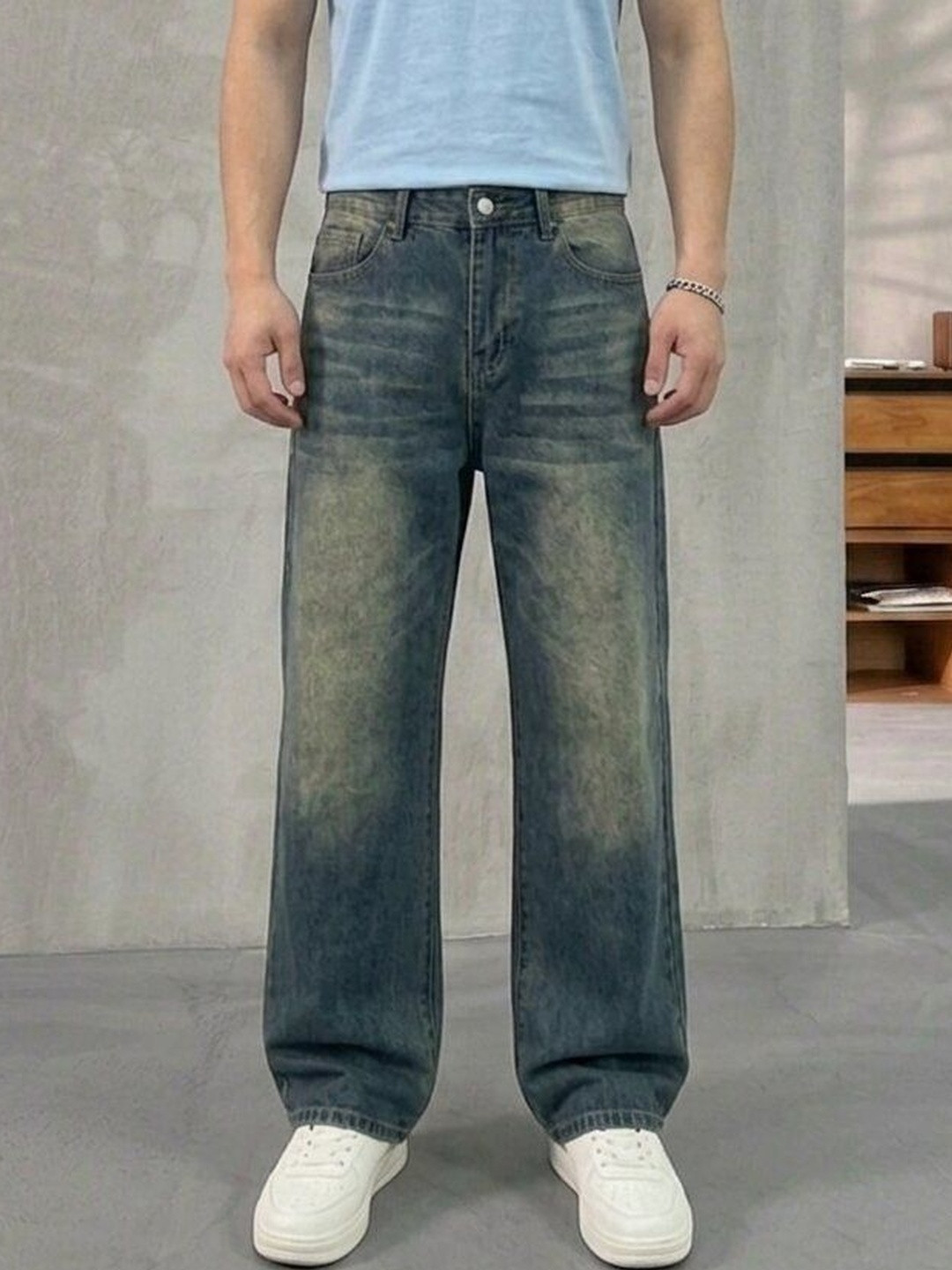 PINKLIT Men Straight Fit Mid-Rise Heavy Fade Jeans