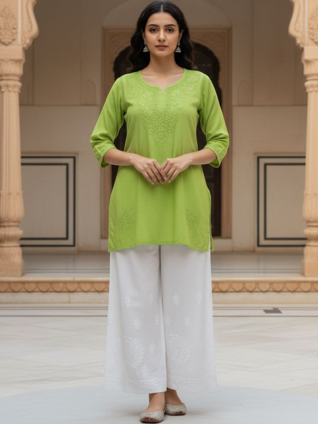 FashionChikan Art Ethnic Motifs Embroidered V-Neck Chikankari Handloom Chikankari Kurti