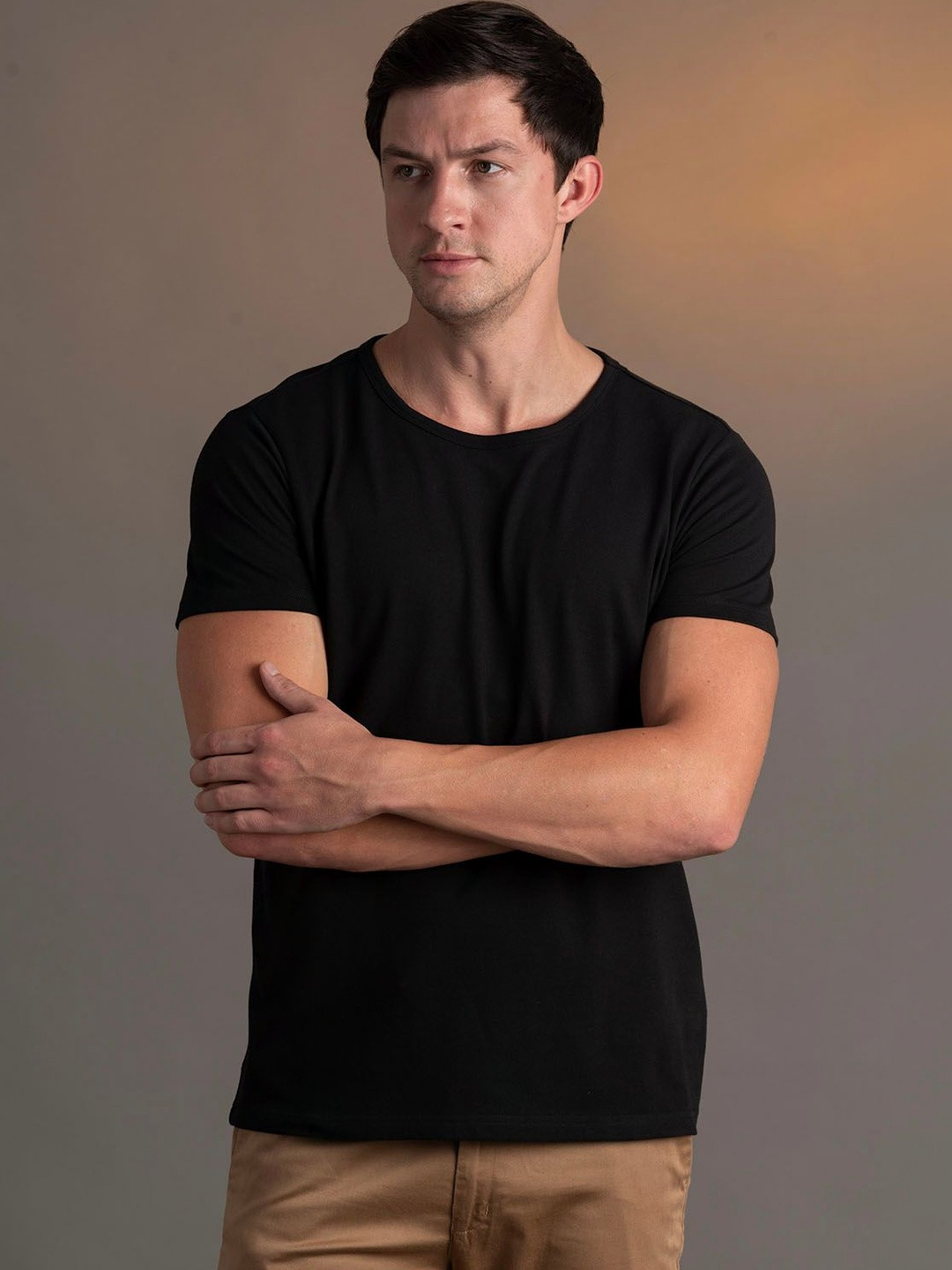 ARISTOBRAT Pique T-Shirt in Black