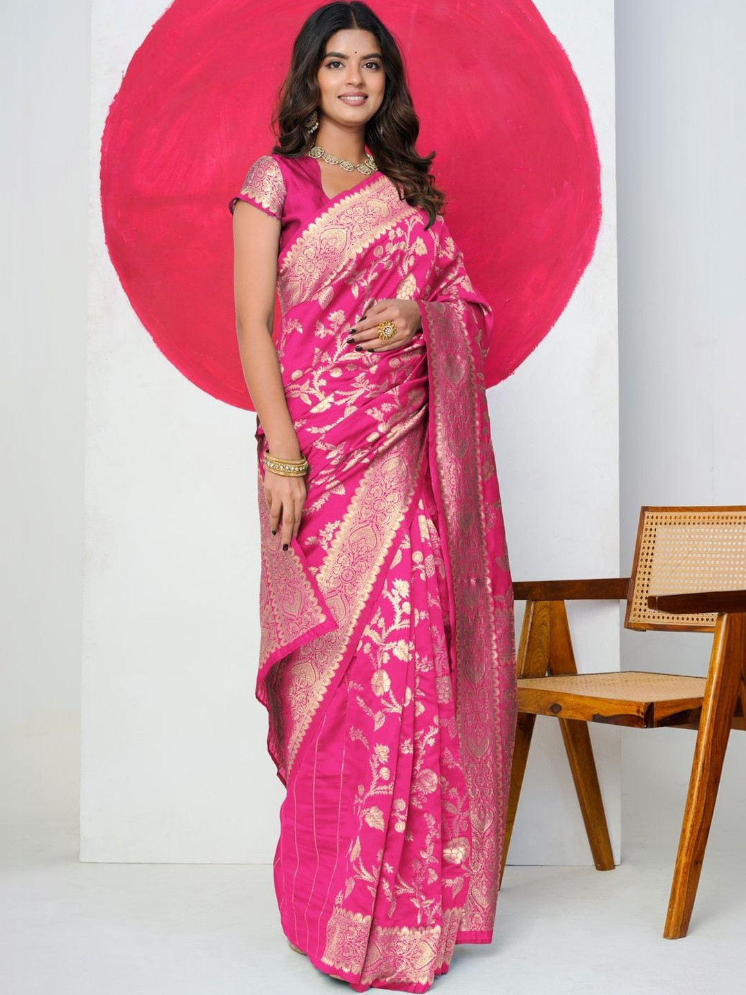 Subham Ethnic Motifs Woven Designed Zari Saree