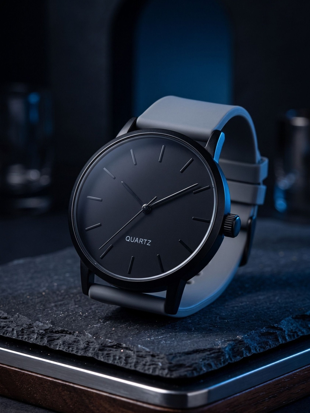 VIRAKTI Men Brass Dial & Straps Analogue Watch H-41-DARK GREY VIR