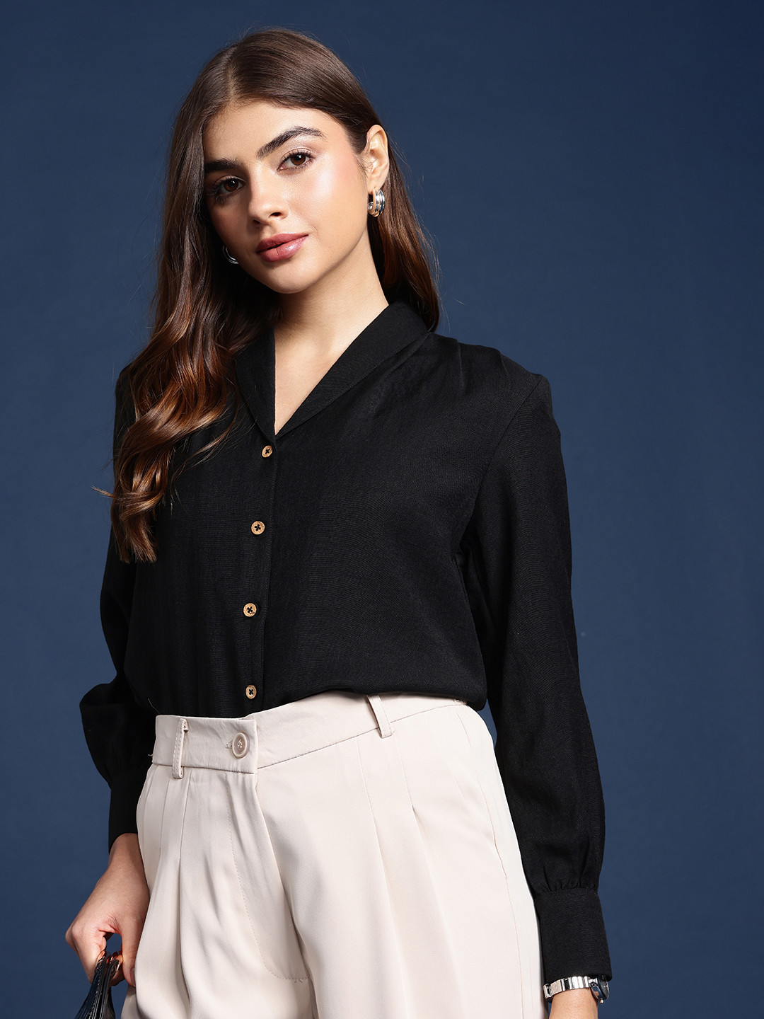 FITHUB Women Shawl Collar Casual Shirt