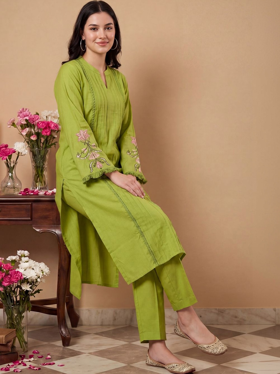 Indo Era Women Floral Embroidered Regular Thread Work Kurta with Trousers