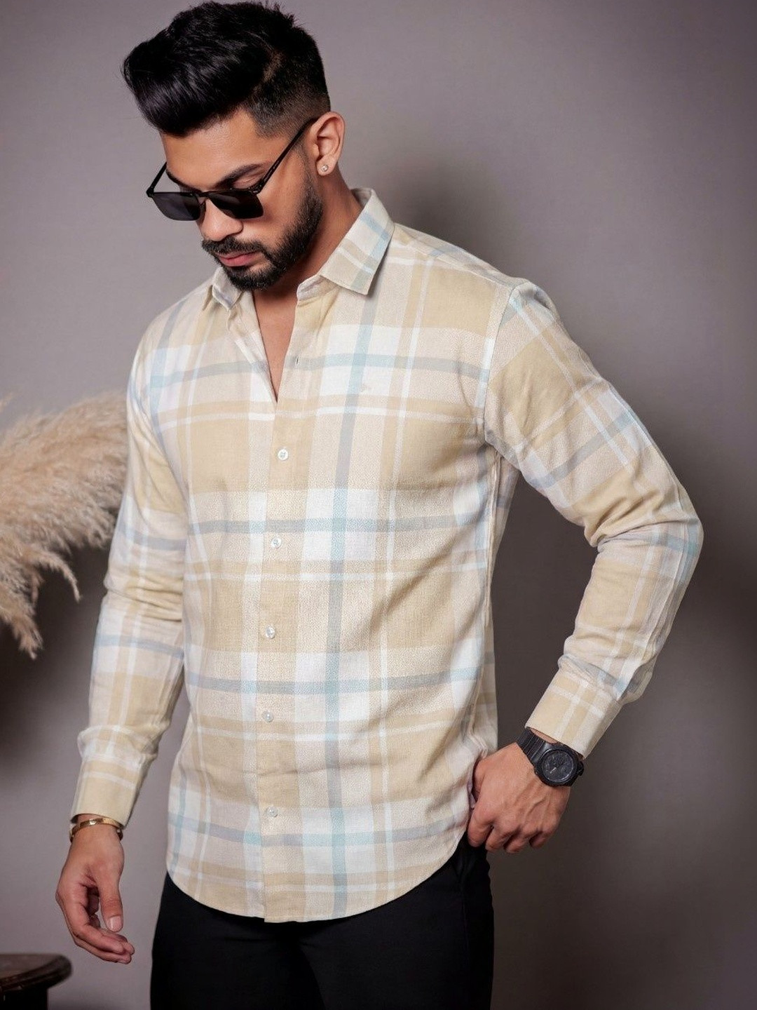 CHARLOTTE GRACIOUS Men Comfort Slim Fit Checked Casual Shirt
