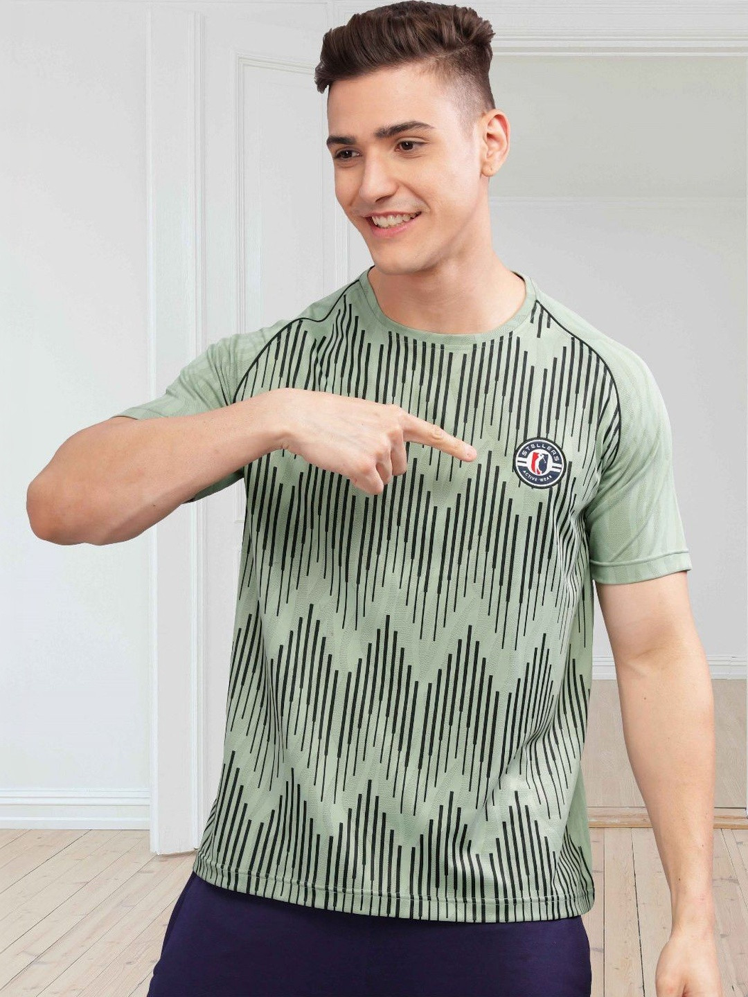 STELLERS Men Regular Fit Active Wear Tshirt