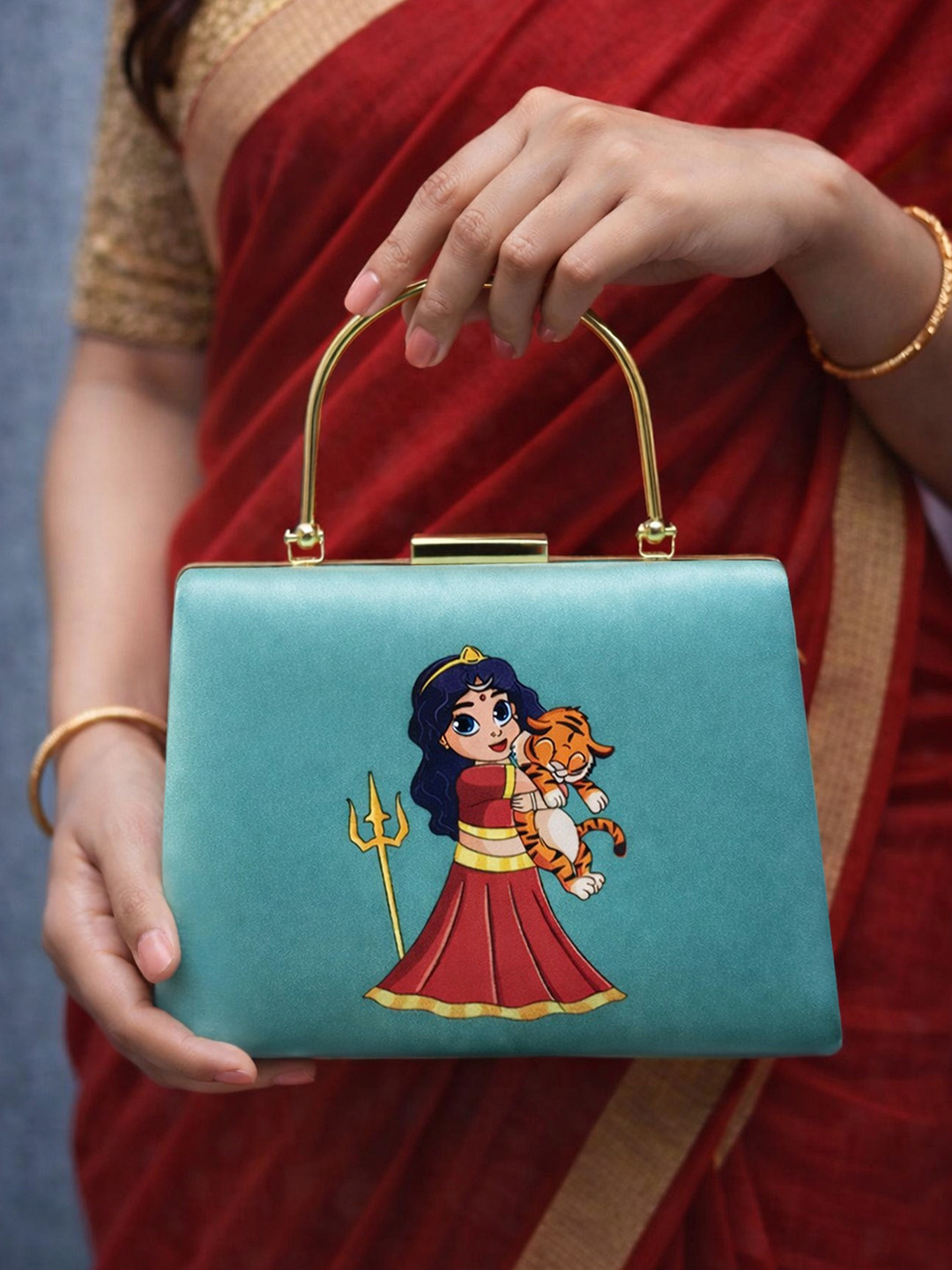 ARTKLIM Durga Printed Box Clutch