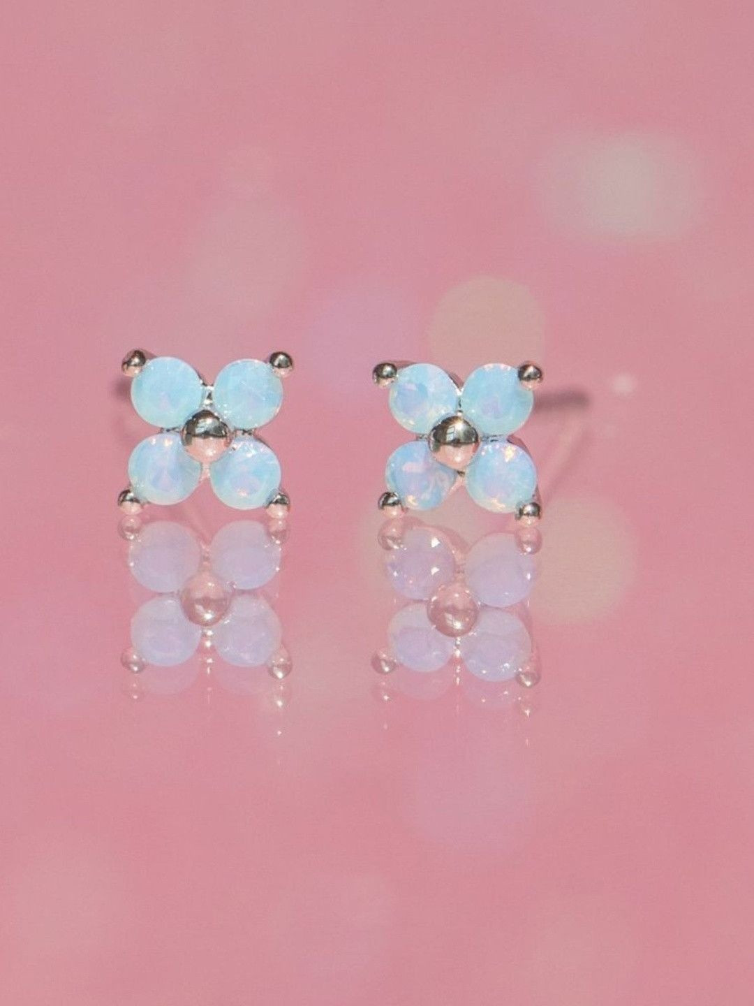 AQUASTREET Women Silver Plated Anti-Tarnish Blue Zircon Floral Stud