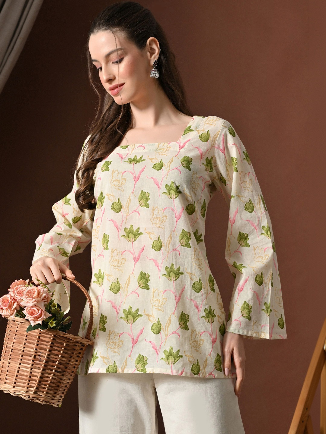 SANGAKURTI Women Floral Printed Square Neck Flared Sleeve Top