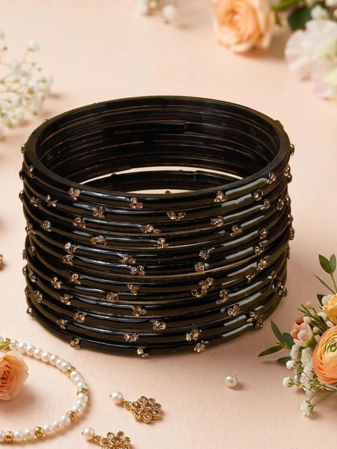 ZULKA Antique Zircon Bangle