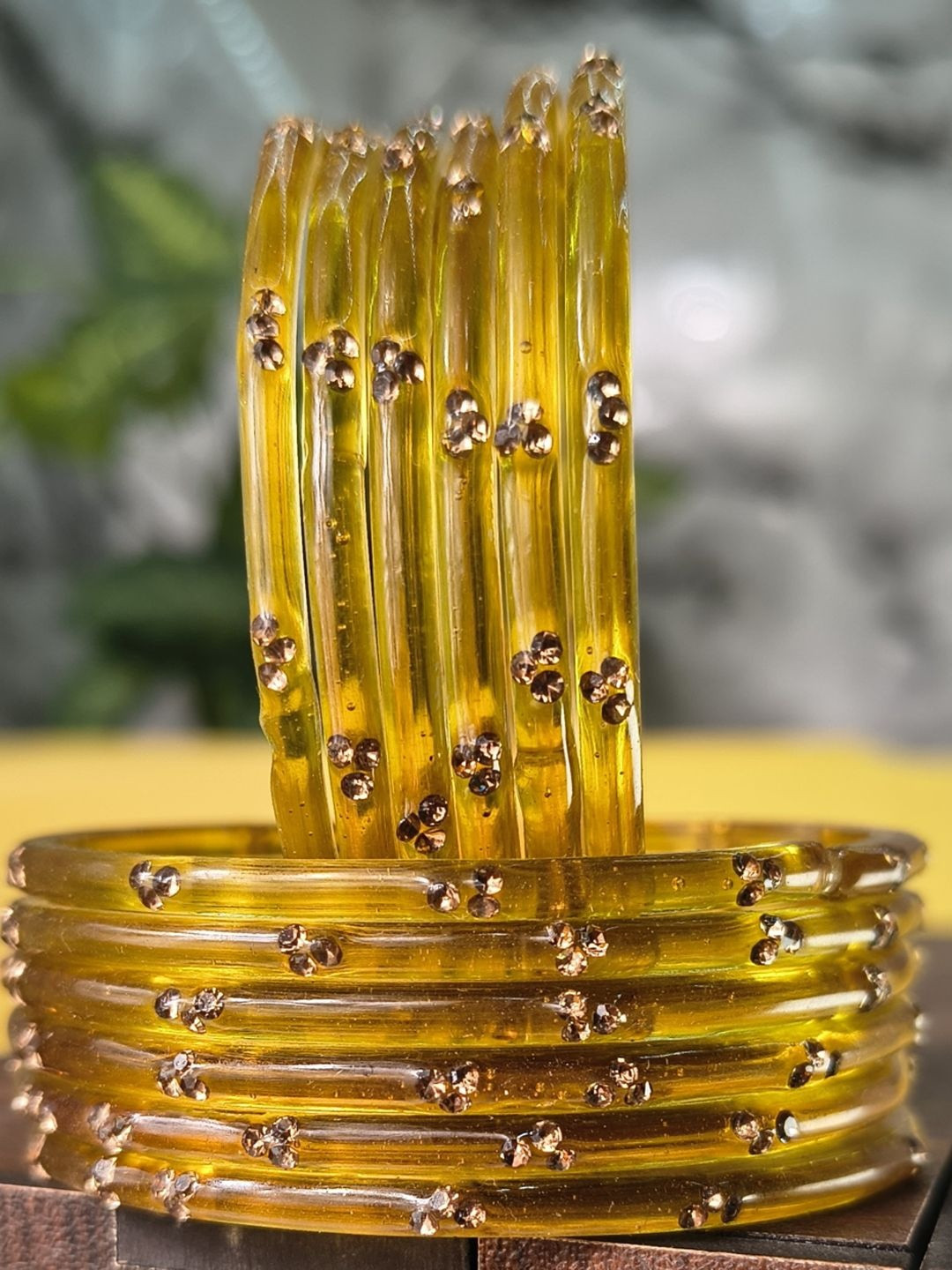 ZULKA Antique Zircon Bangle