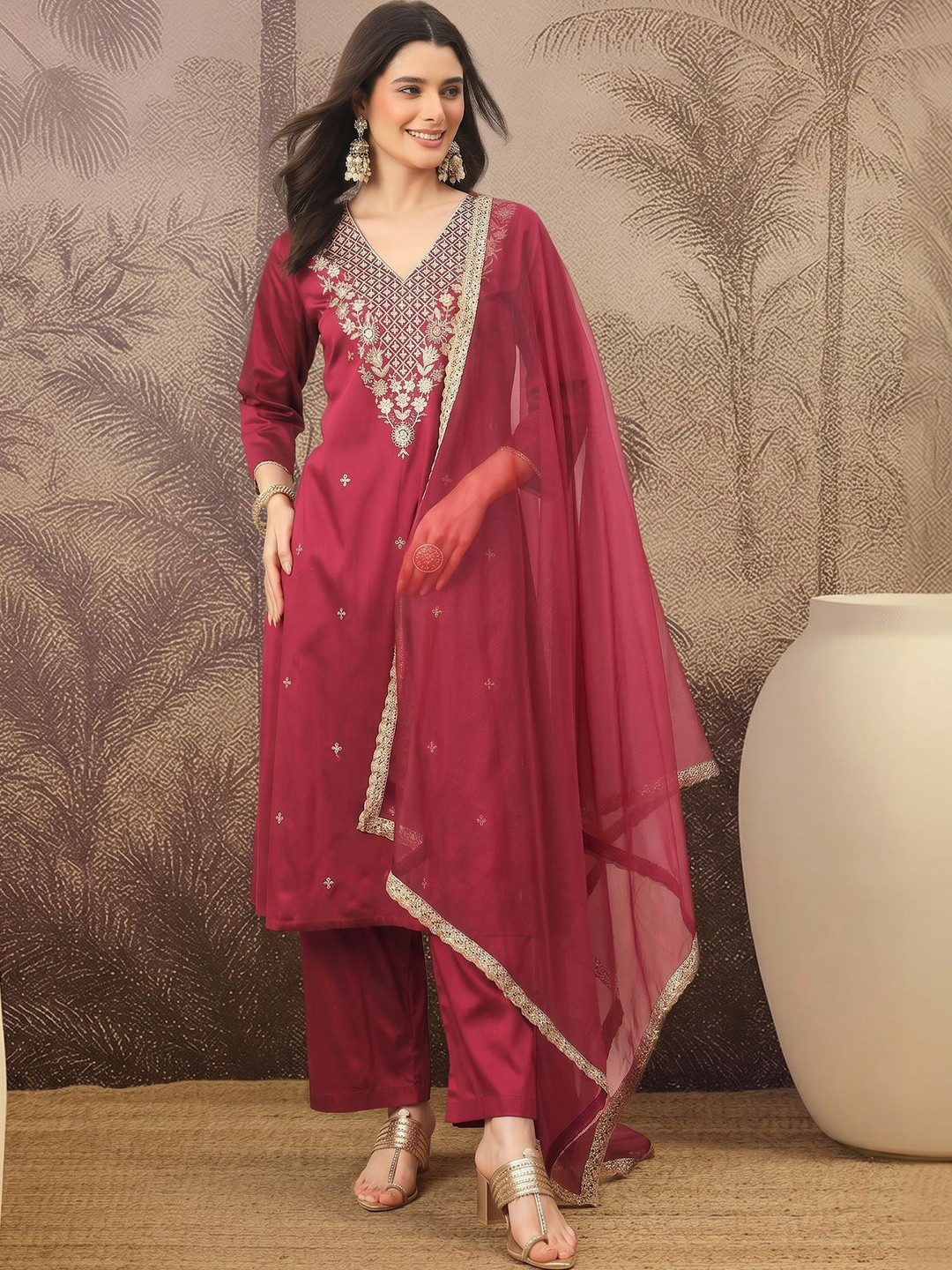Sangria Women Kurta Sets