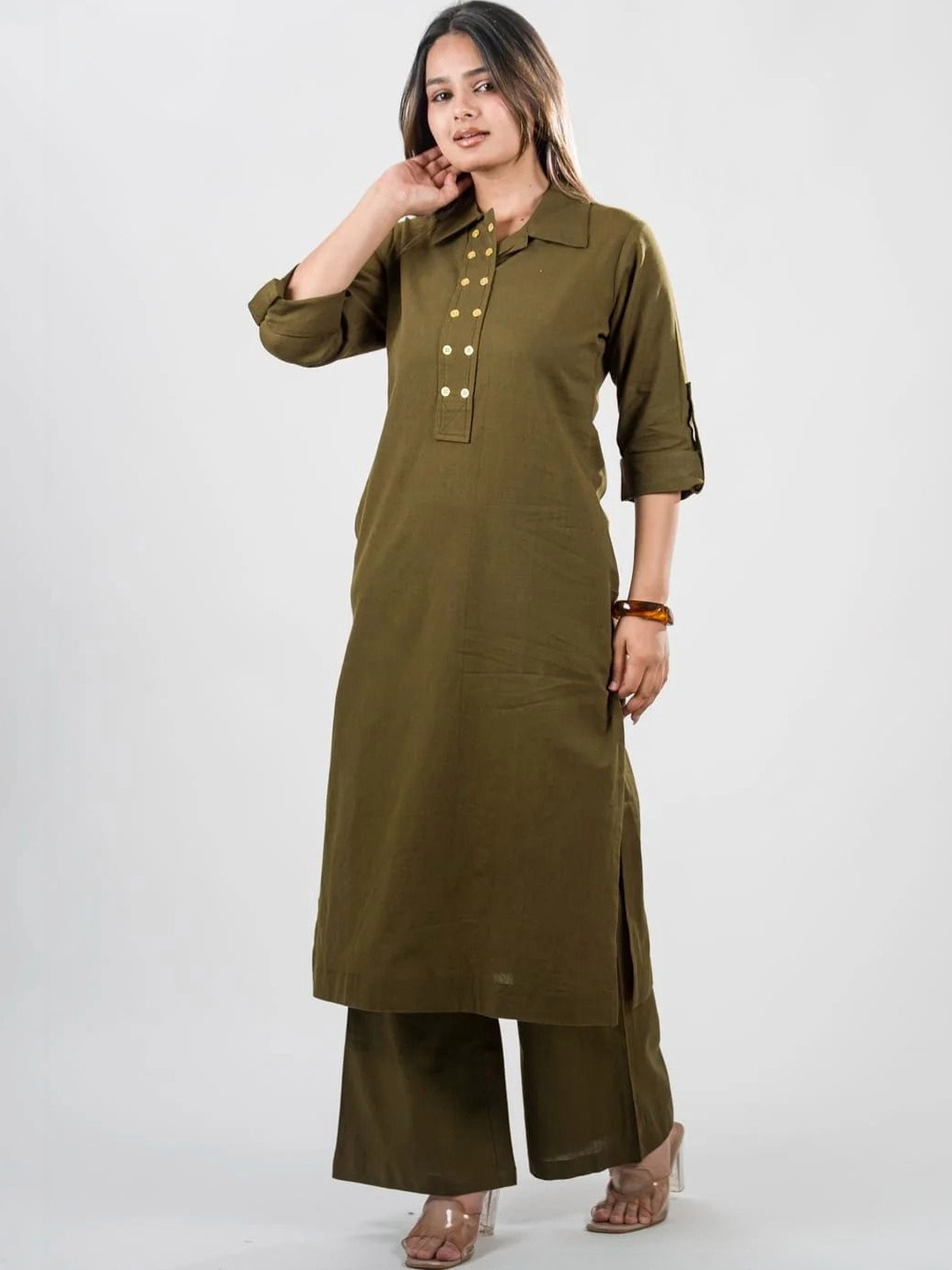 SUGNAA Women Solid Shirt Collar Straight Kurta