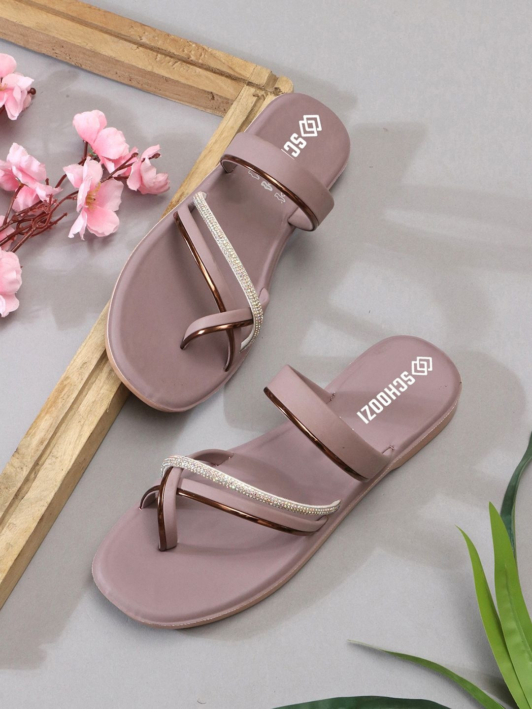 SCHOOZI Women Open Toe Flats