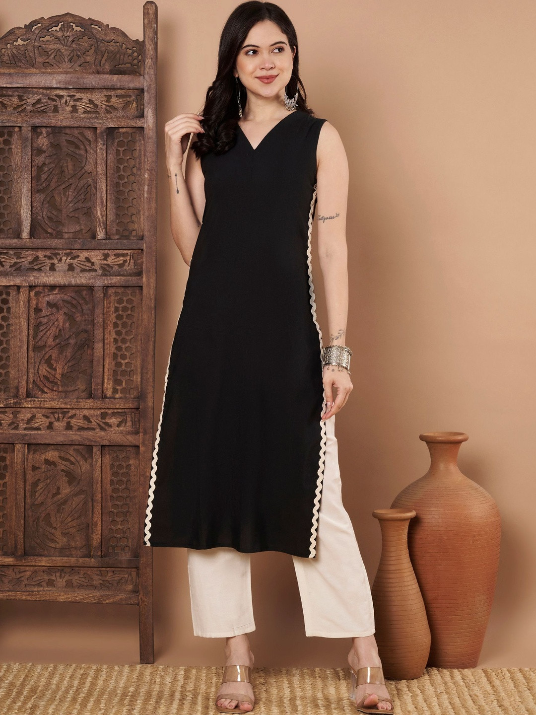 ASPORA V-Neck Pure Cotton Kurti