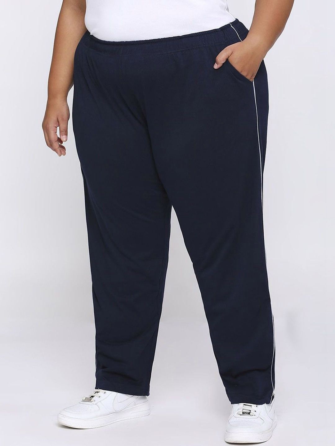 Vaishvik Women Pure Cotton Mid Rise Track Pants