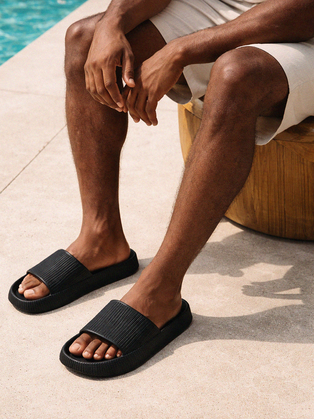 hummel Men Textured Rubber Sliders