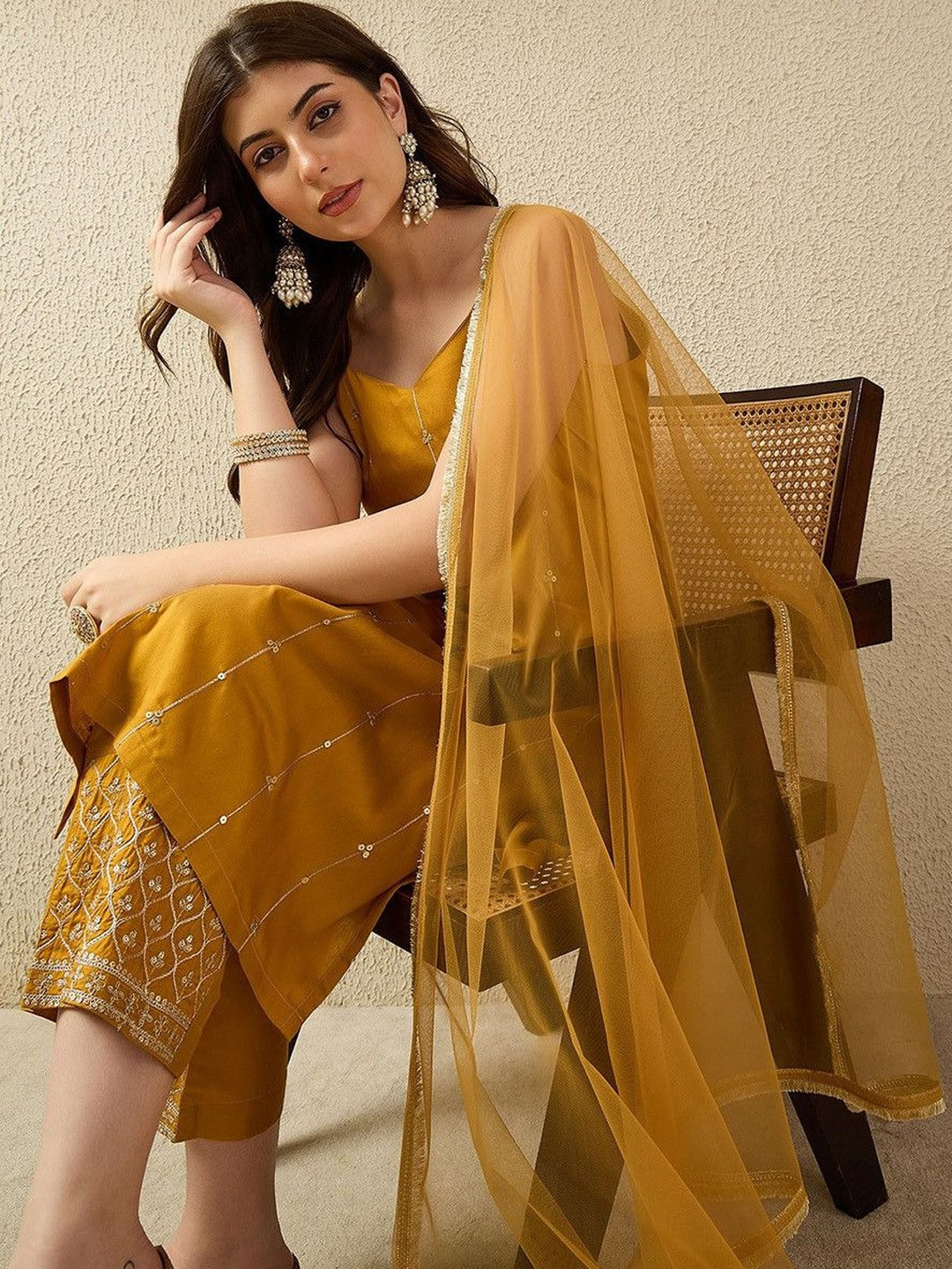 AVANSHEE Striped Embroidered V-Neck Sequinned Kurta With Trousers & Dupatta