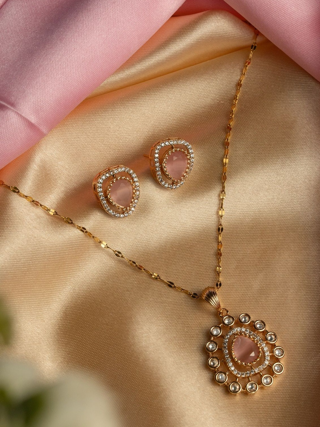 KAYRAH Gold-Plated Kundan-Studded Jewellery Set