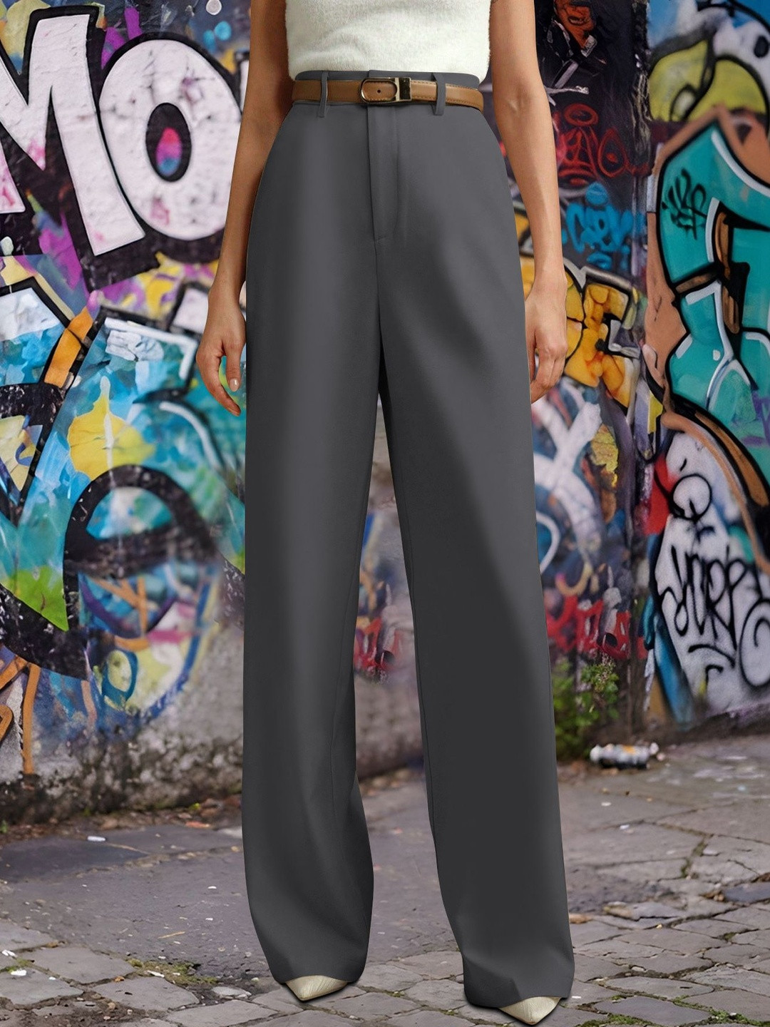 STRV Women Solid Straight Fit Pants